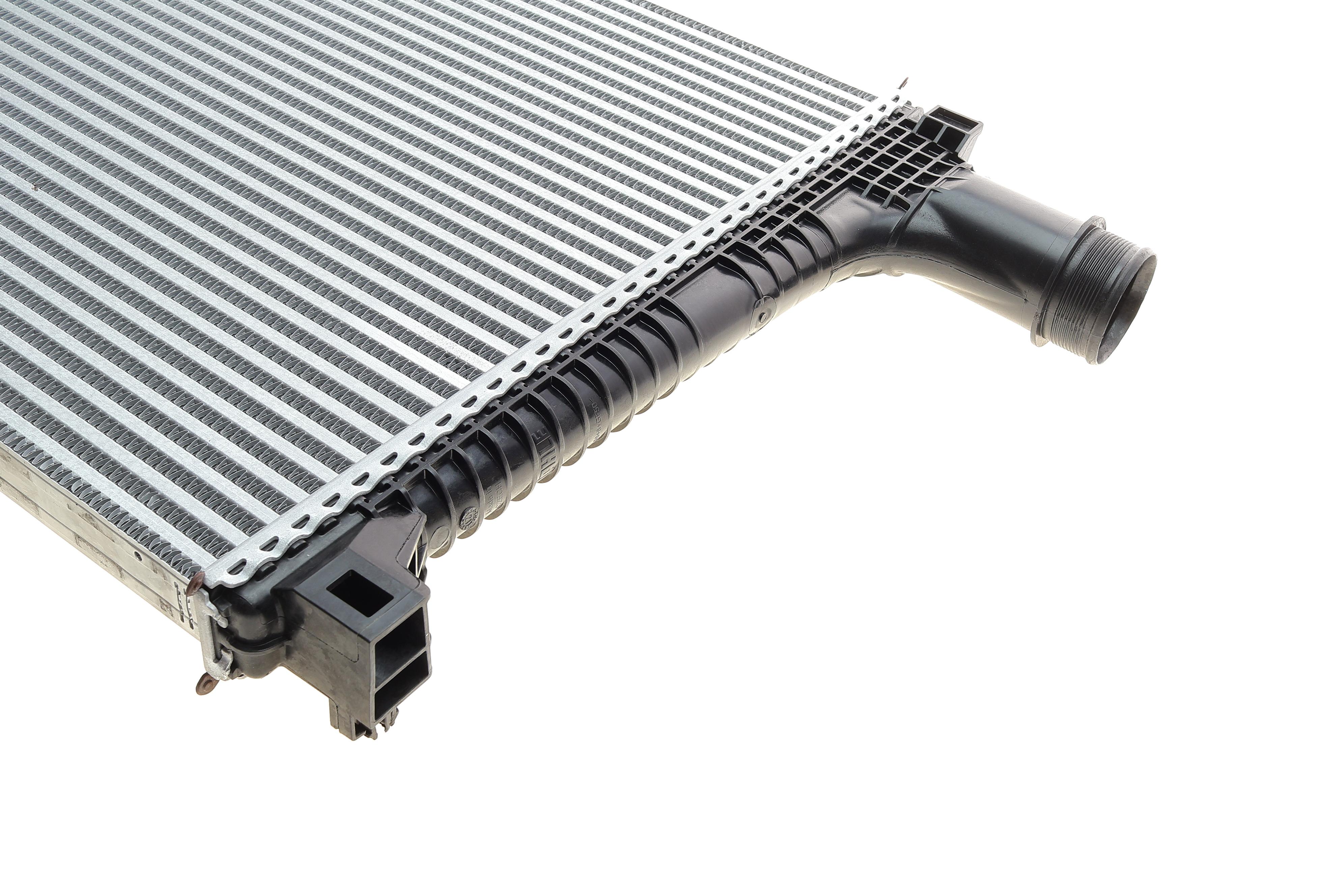 Радіатор інтеркулера Audi Q7/Q8 2.0TFSI/3.0TDI 15-