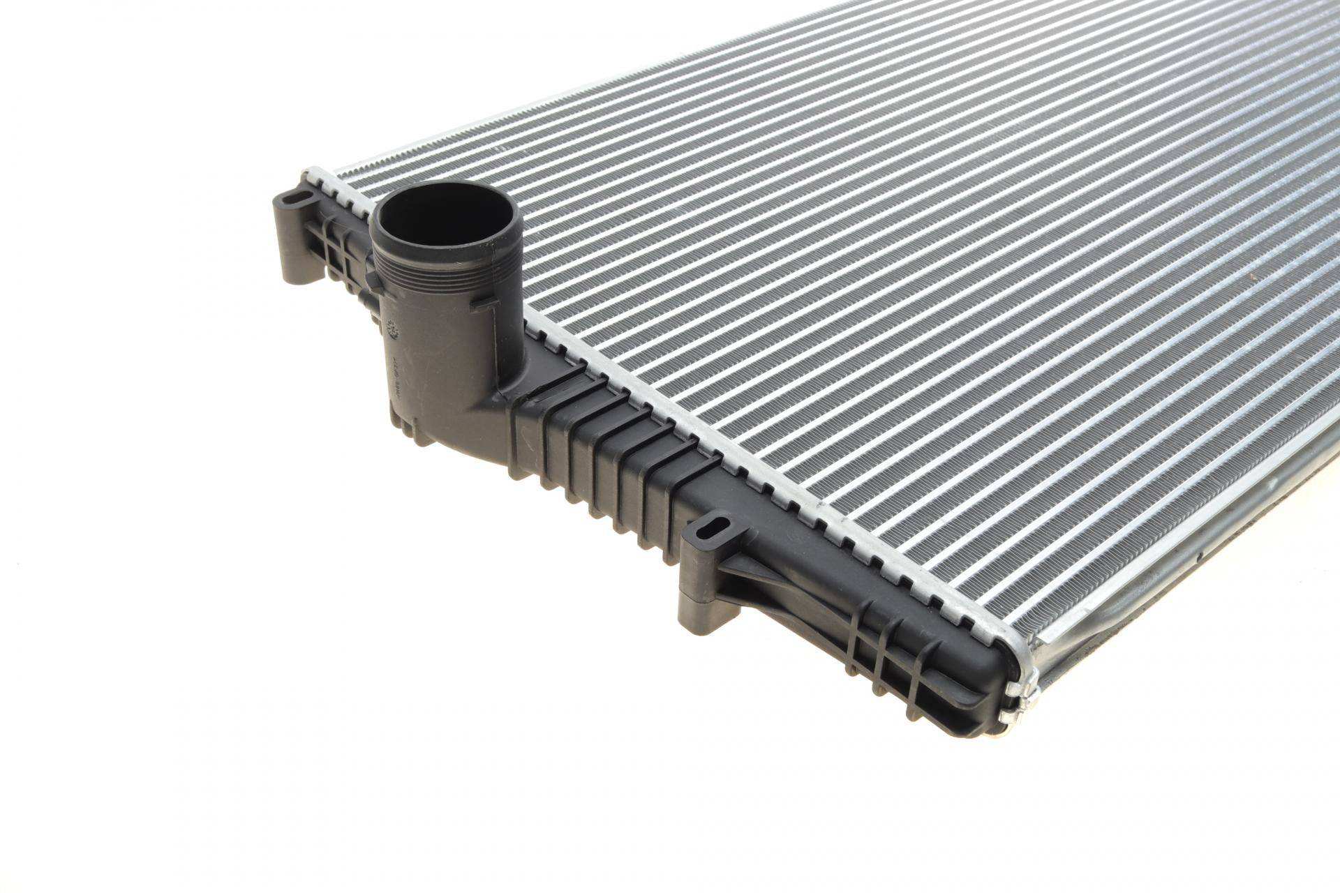 Радіатор інтеркулера Volvo S60/S80/V70 2.0T/2.5T/2.4D 01-10