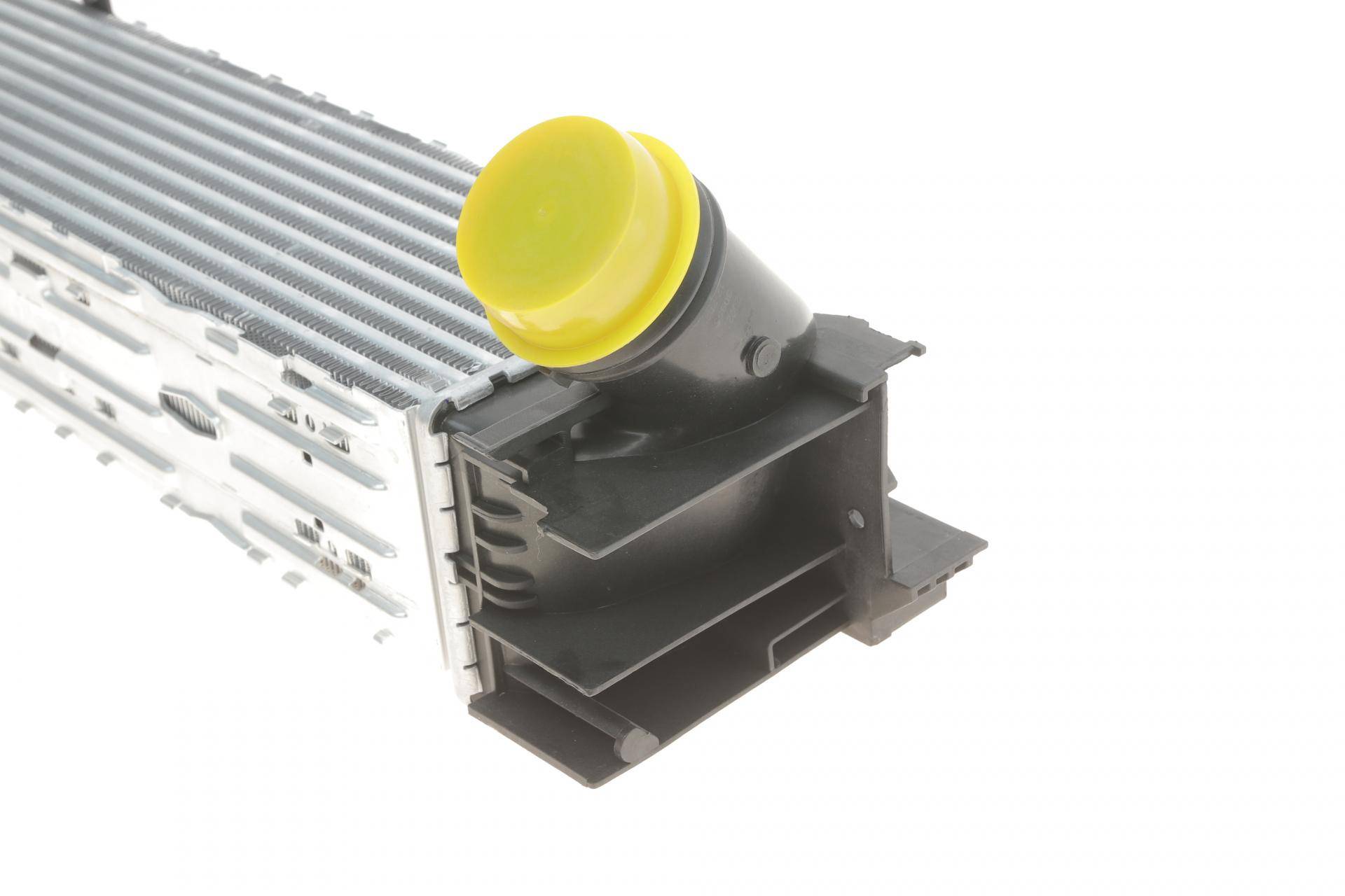 Радіатор інтеркулера BMW 3 (F30/F80) (B47/N47/N57) 12-18