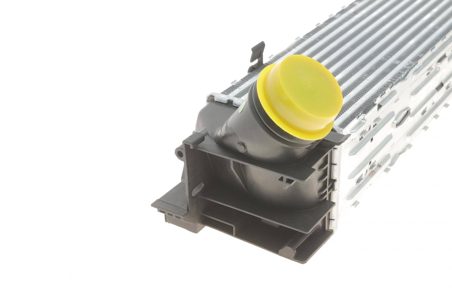 Радіатор інтеркулера BMW 3 (F30/F80) (B47/N47/N57) 12-18