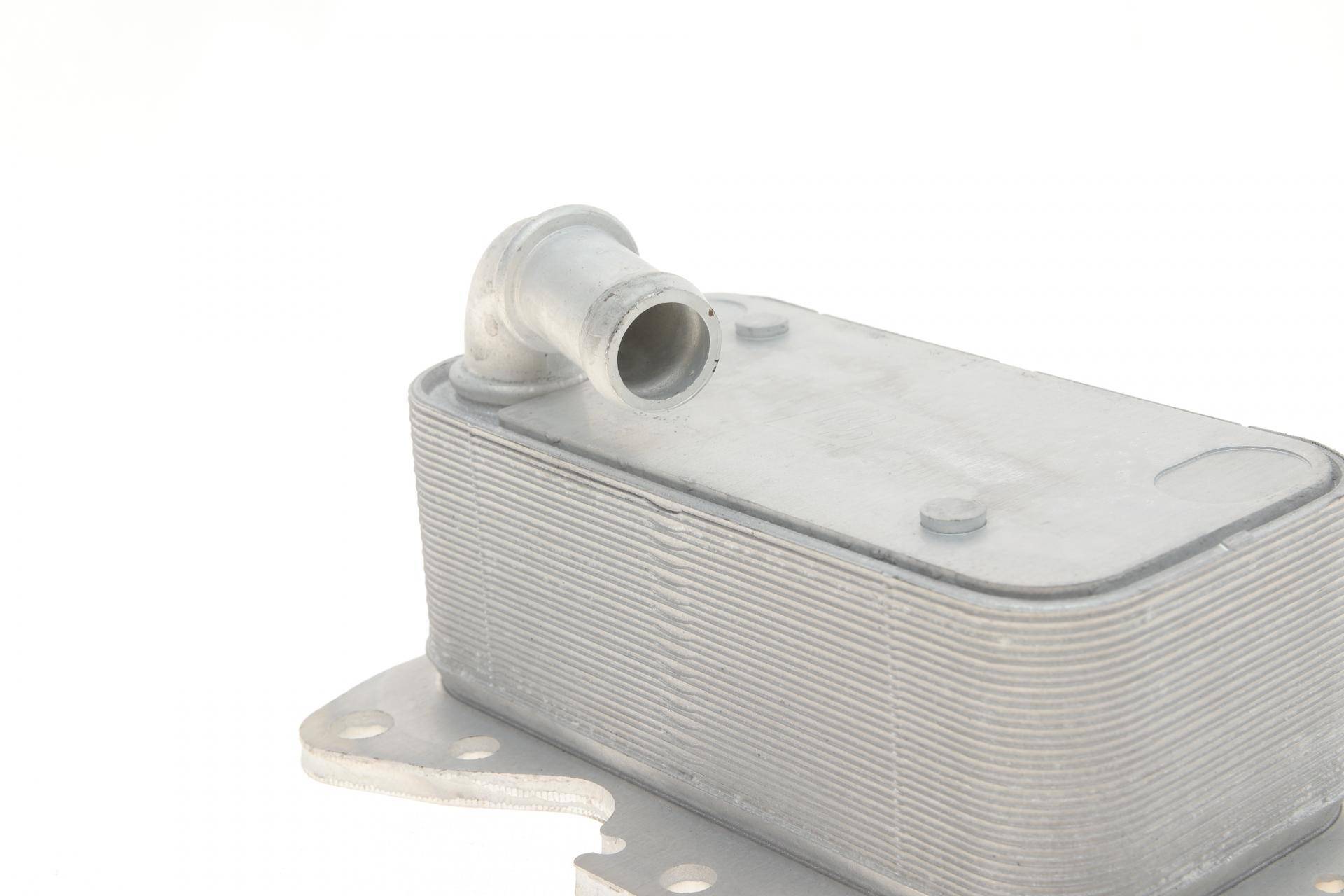 Радіатор масляний MB Sprinter OM651 (теплообмінник)