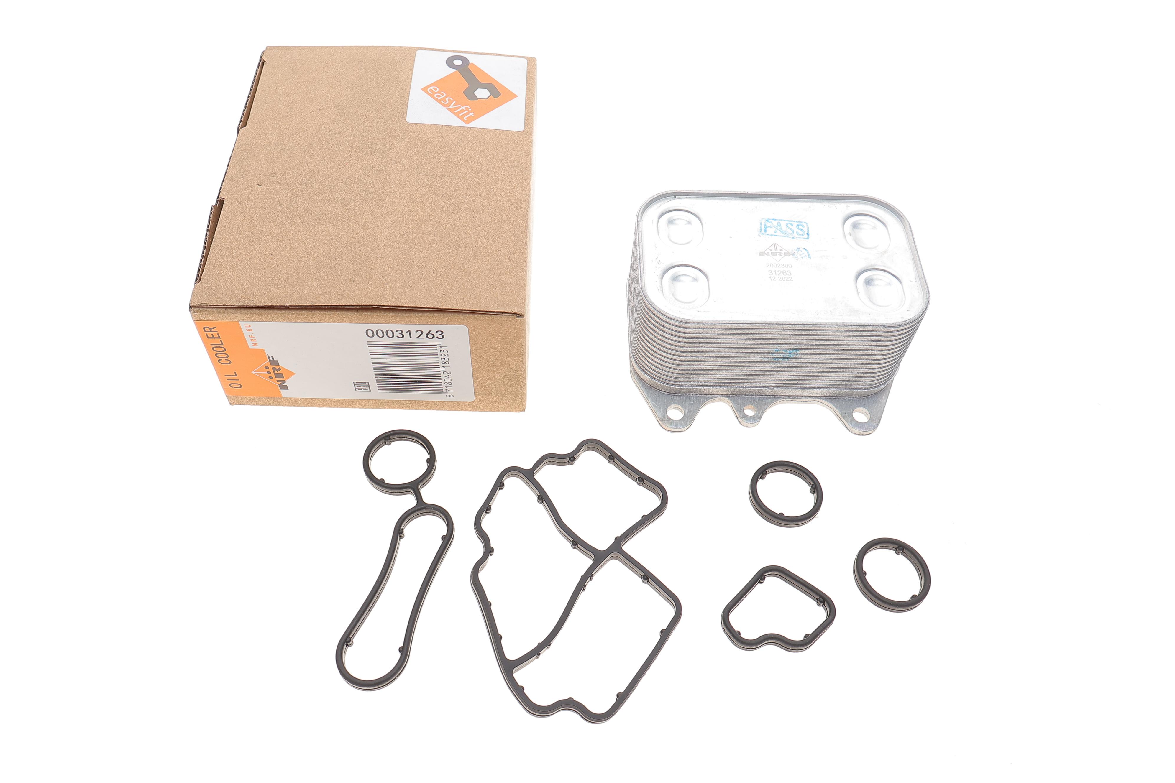 Радіатор масляний VW Caddy III/Crafter/T5 (теплообмінник)