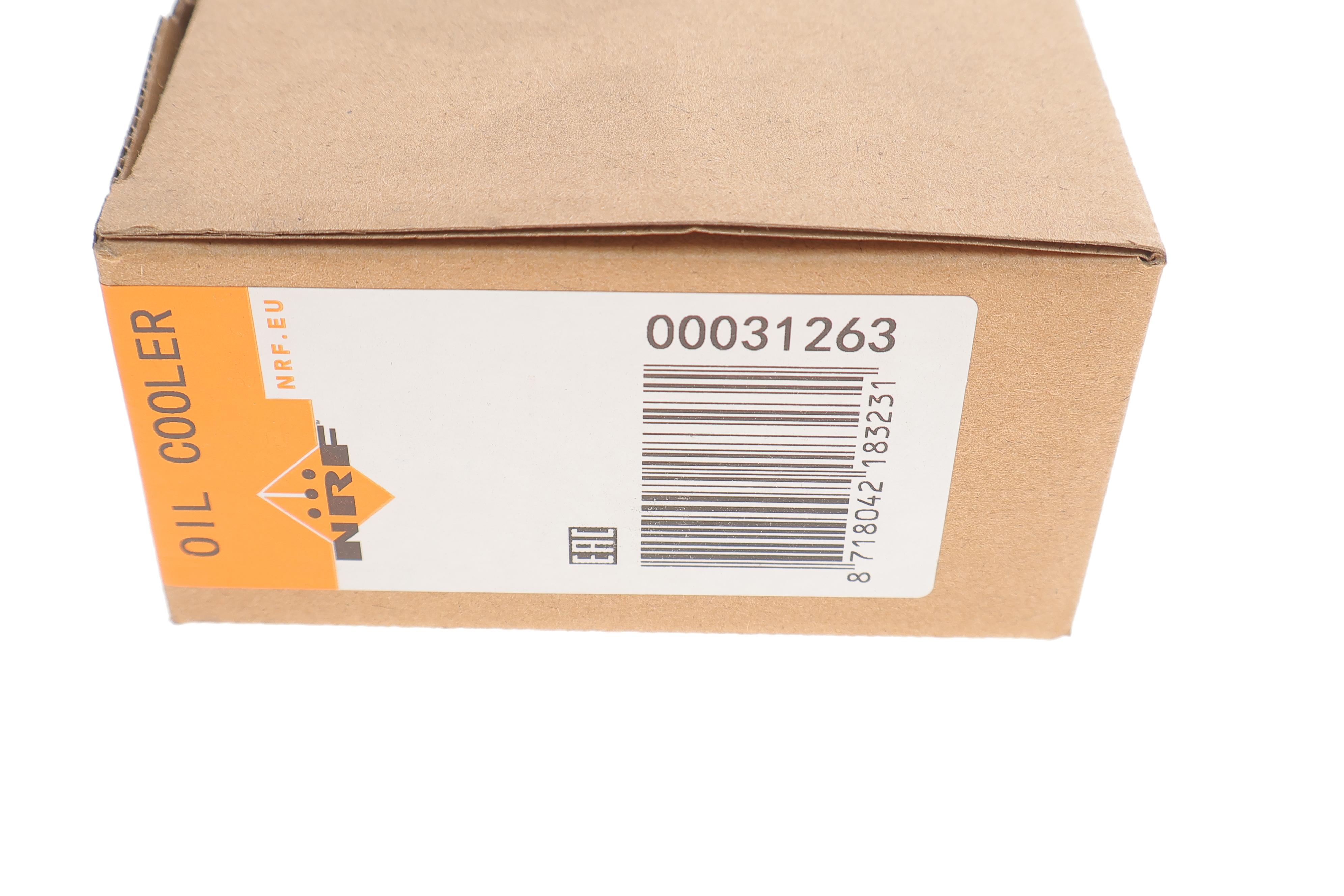 Радіатор масляний VW Caddy III/Crafter/T5 (теплообмінник)