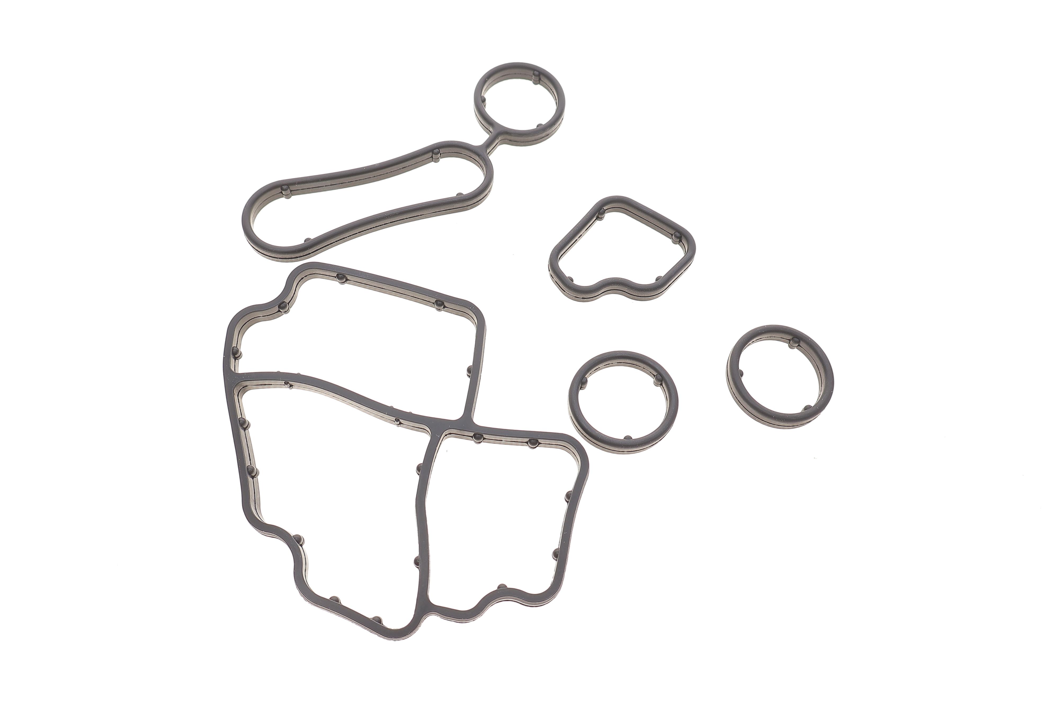 Радіатор масляний VW Caddy III/Crafter/T5 (теплообмінник)