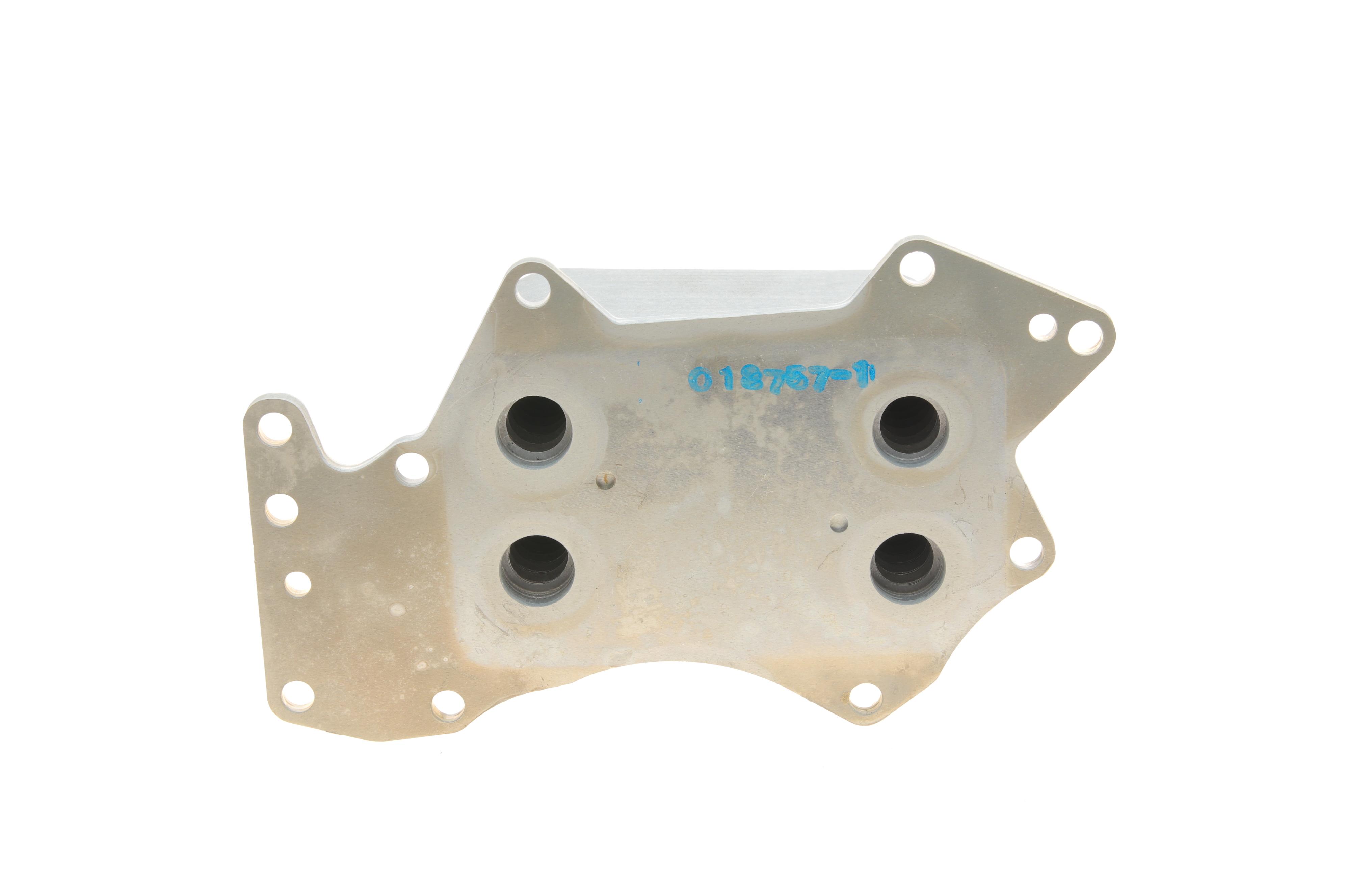 Радіатор оливний Audi A4/A6/A8/Q7/VW Touareg 2.7TDI/3.0TDI/3.0 V6 04-11 (теплообмінник)