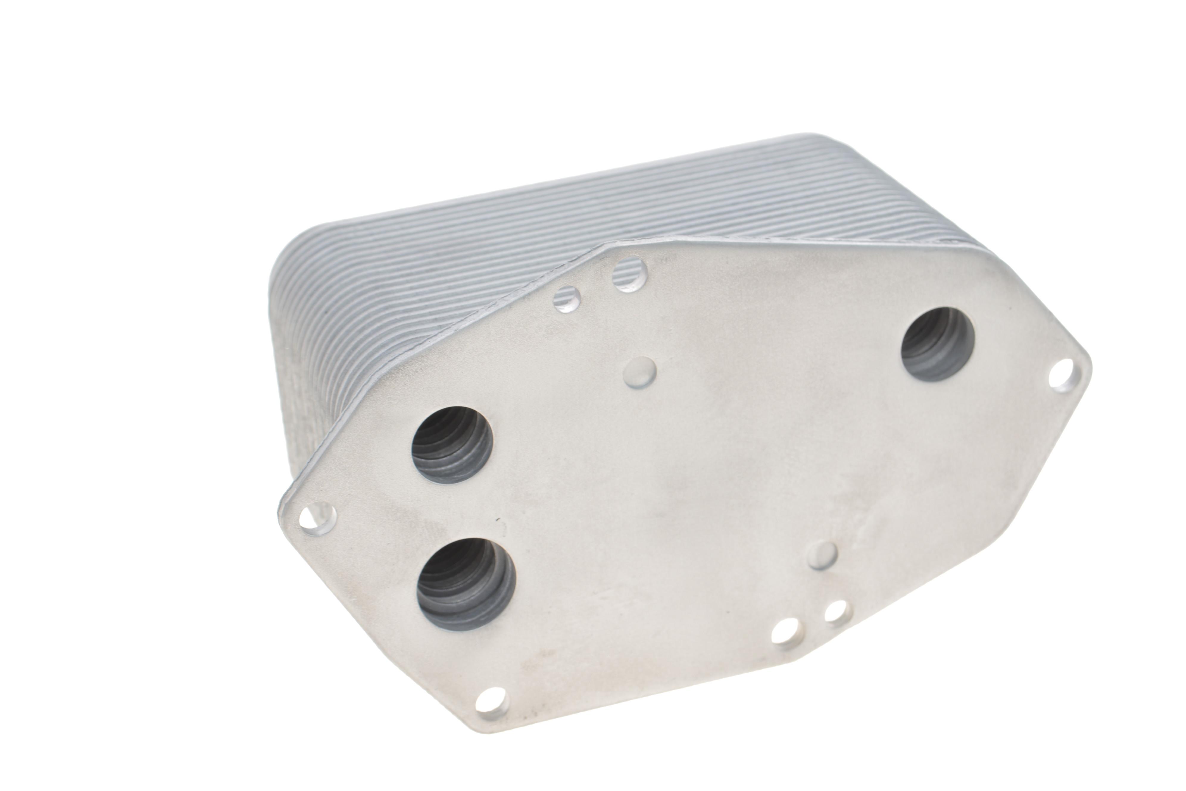 Радіатор масляний BMW 3 (E46)/5 (E39)/7 (E38) 3.0D 98-05 (теплообмінник)