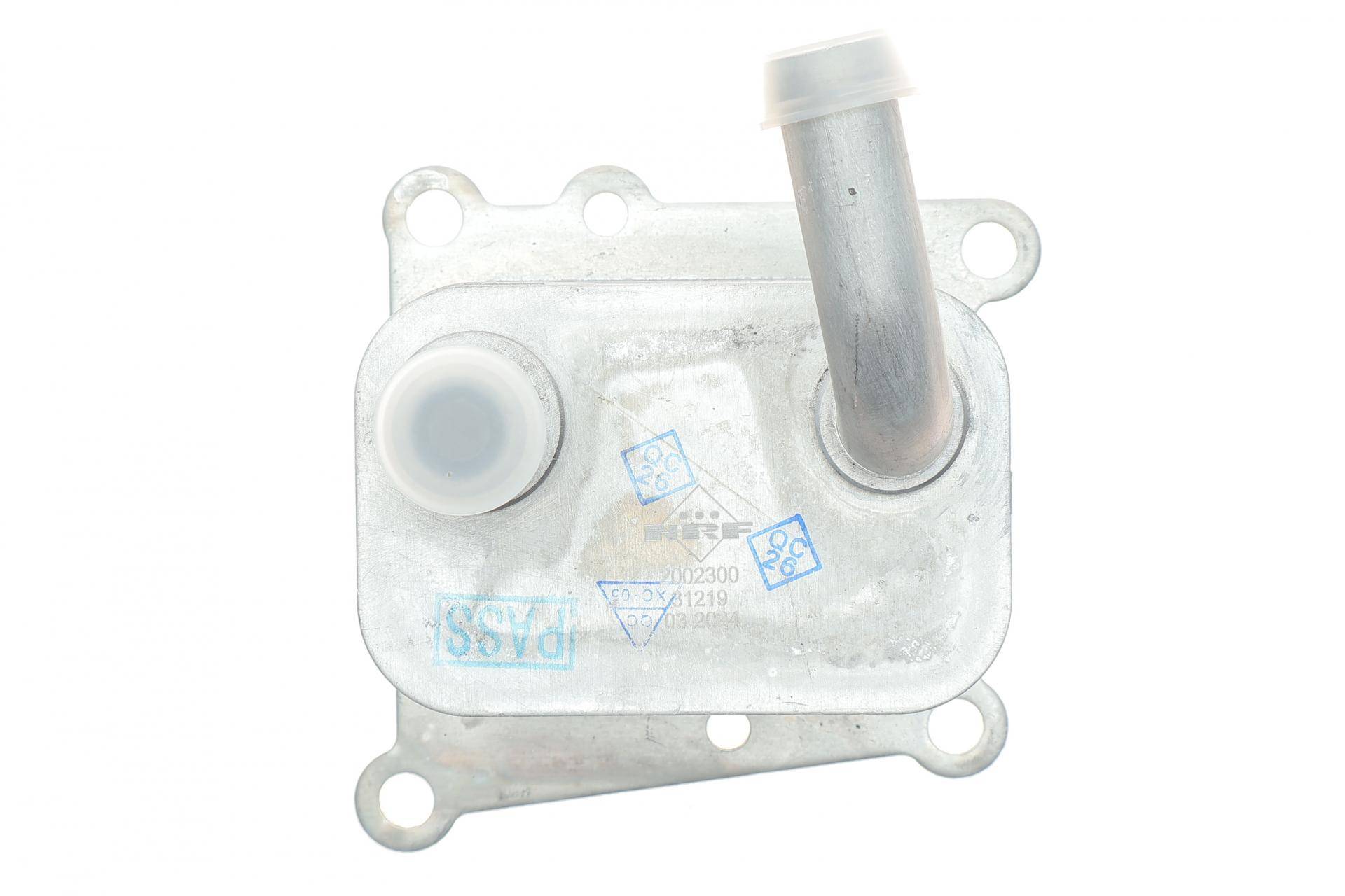 Радіатор масляний Ford Transit 1.8D 98-13 (теплообмінник)