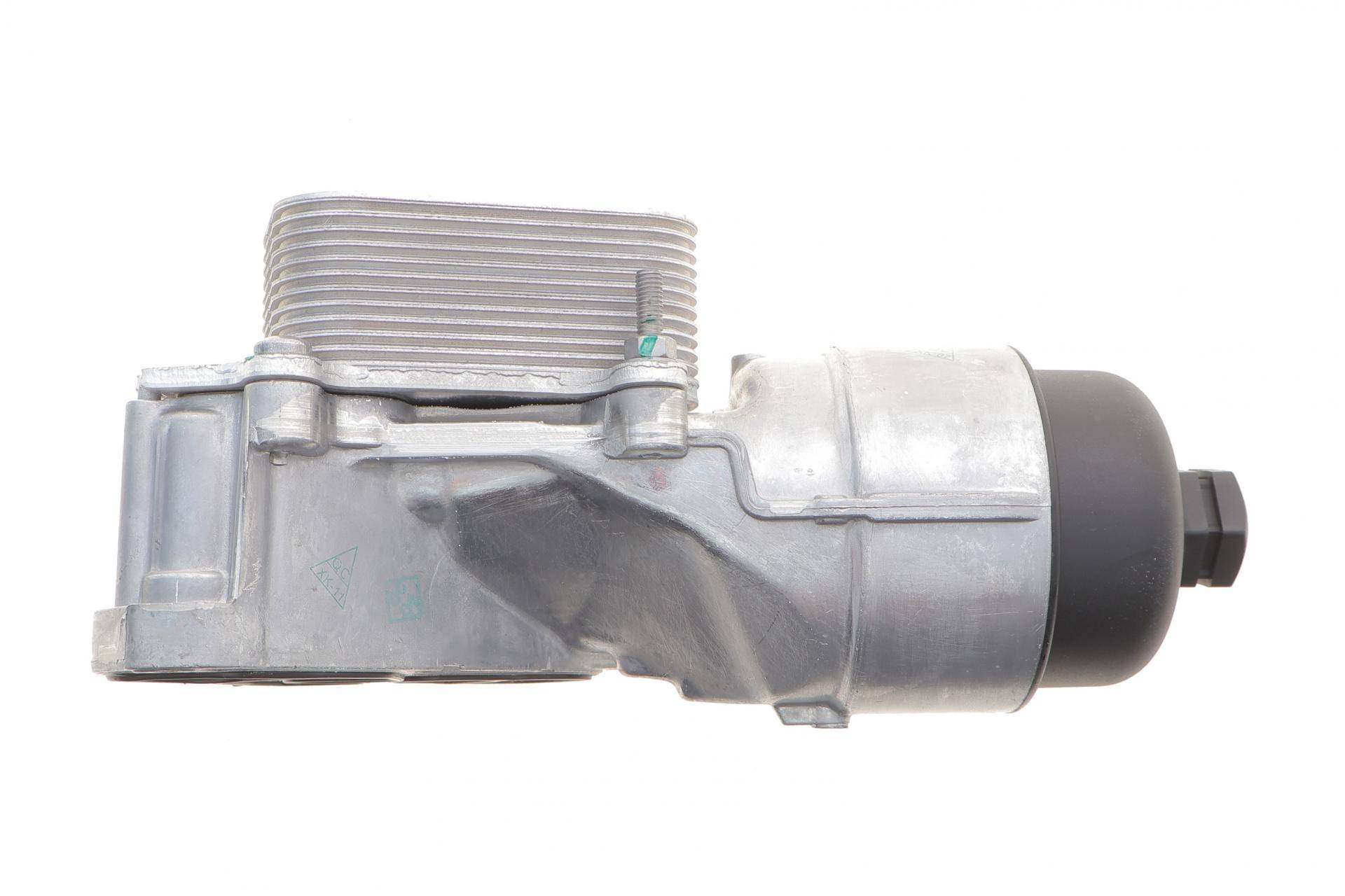 Радіатор масляний Citroen Berlingo/Peugeot Partner 1.6 HDI 05- (теплообмінник з корпусом фільтра)