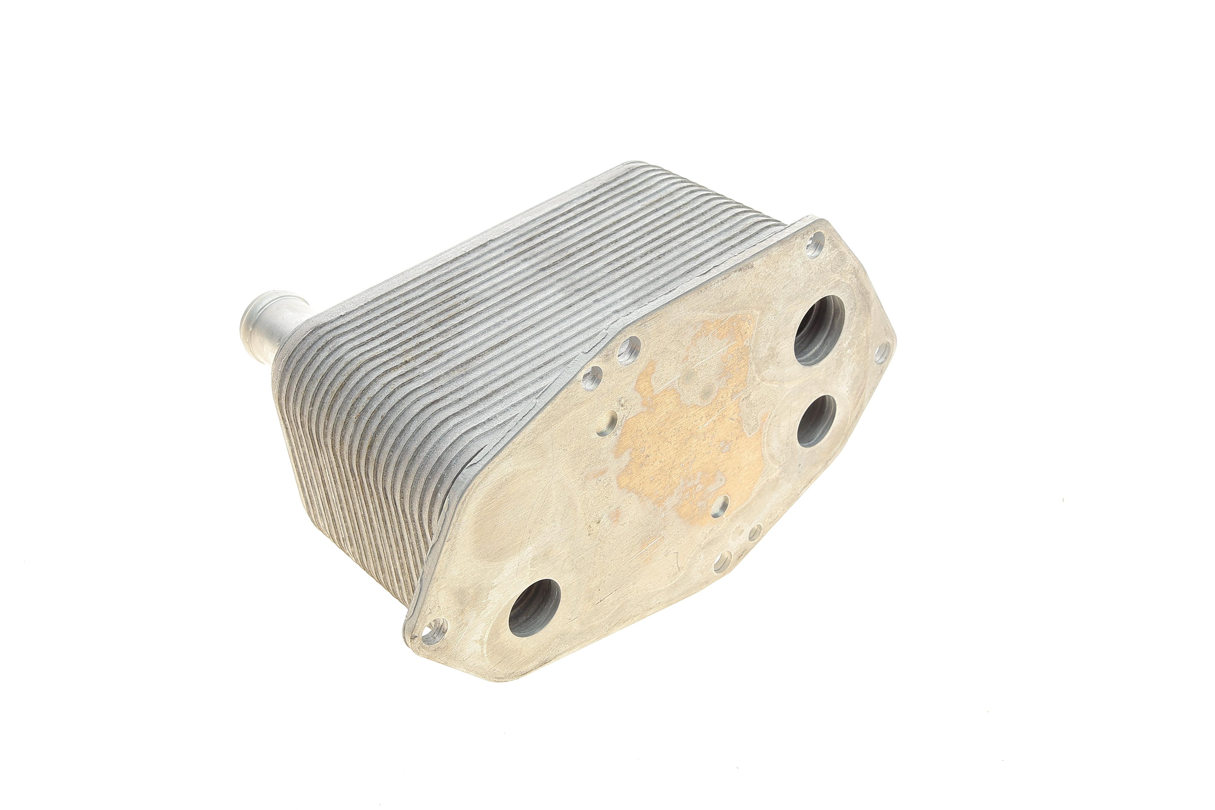 Радіатор масляний BMW 3 (E46)/5 (E39)/7 (E38) 3.0D 98-05 M57 D30 (теплообмінник)