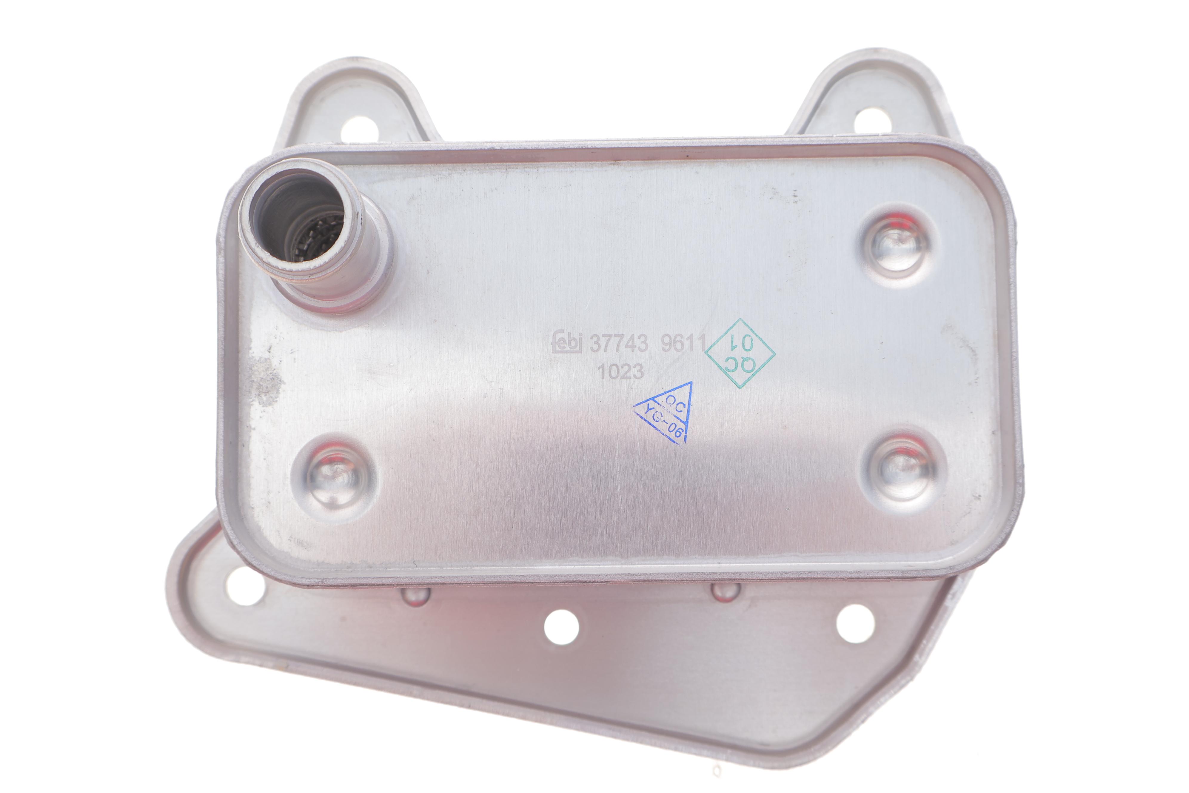 Радіатор масляний MB Sprinter/Vito OM611/646 (теплообмінник)