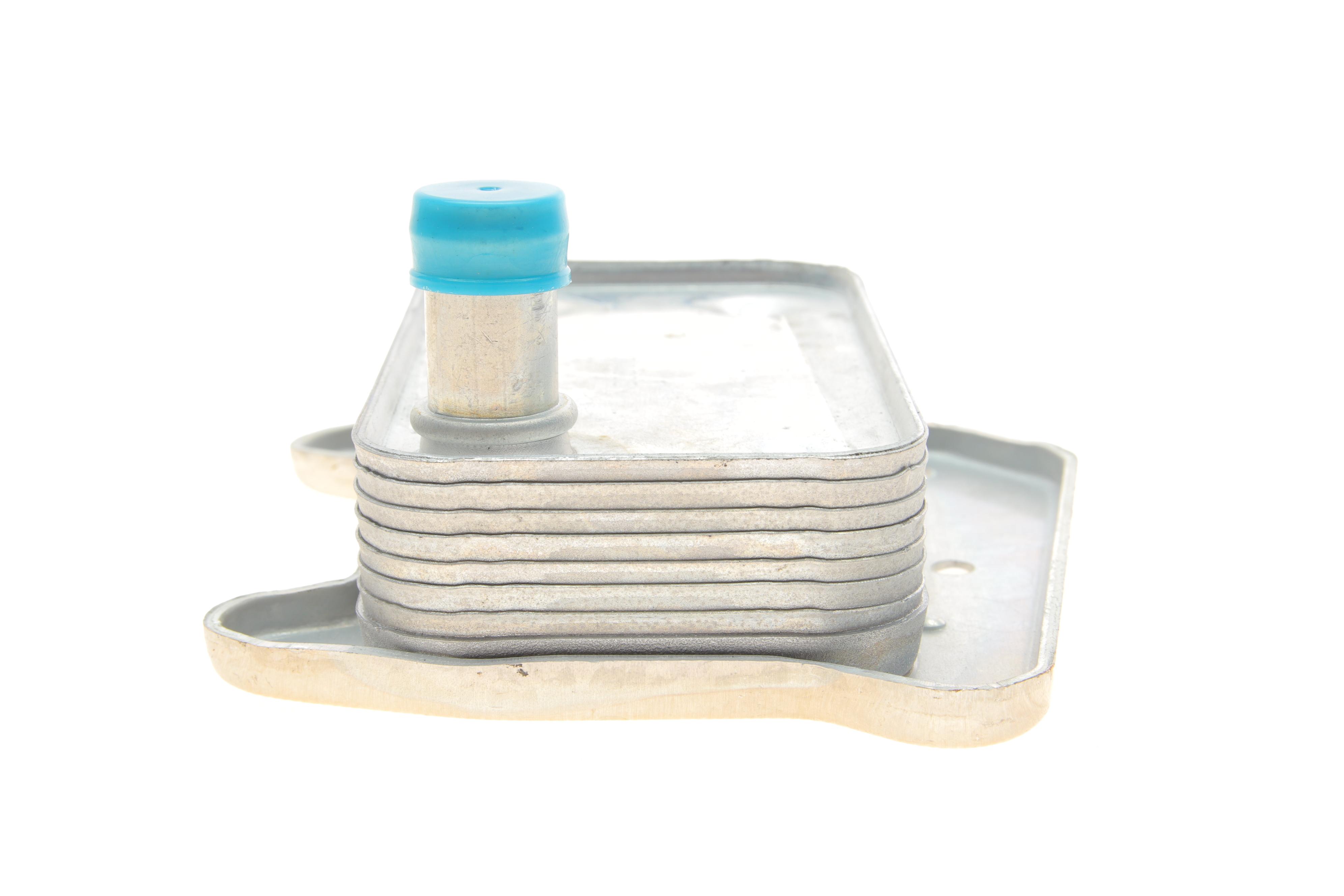 Радіатор масляний MB Sprinter/Vito OM611/612/646 00- (теплообмінник)