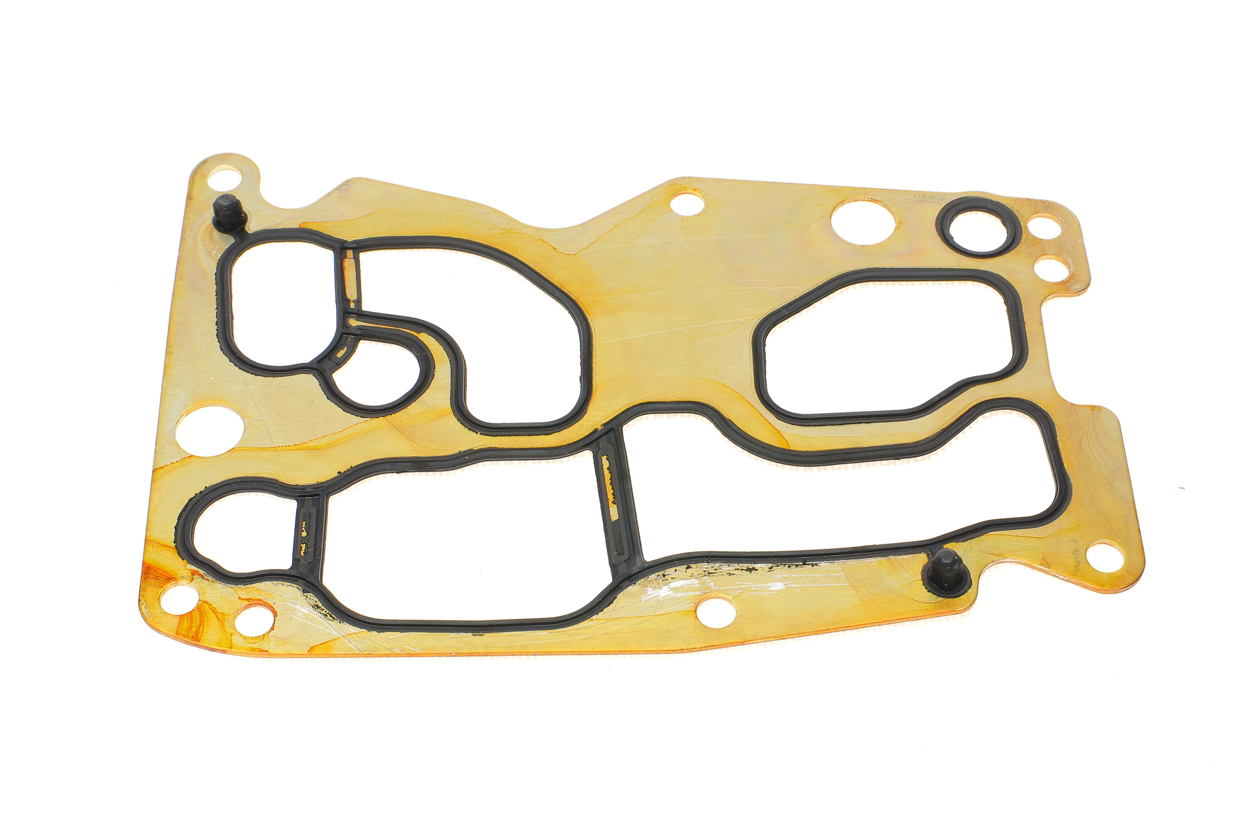 Радіатор масляний BMW 1(F20/F21)/2(F22/F87)/3(E90/F30/F80) 1.5-2.0D 05-