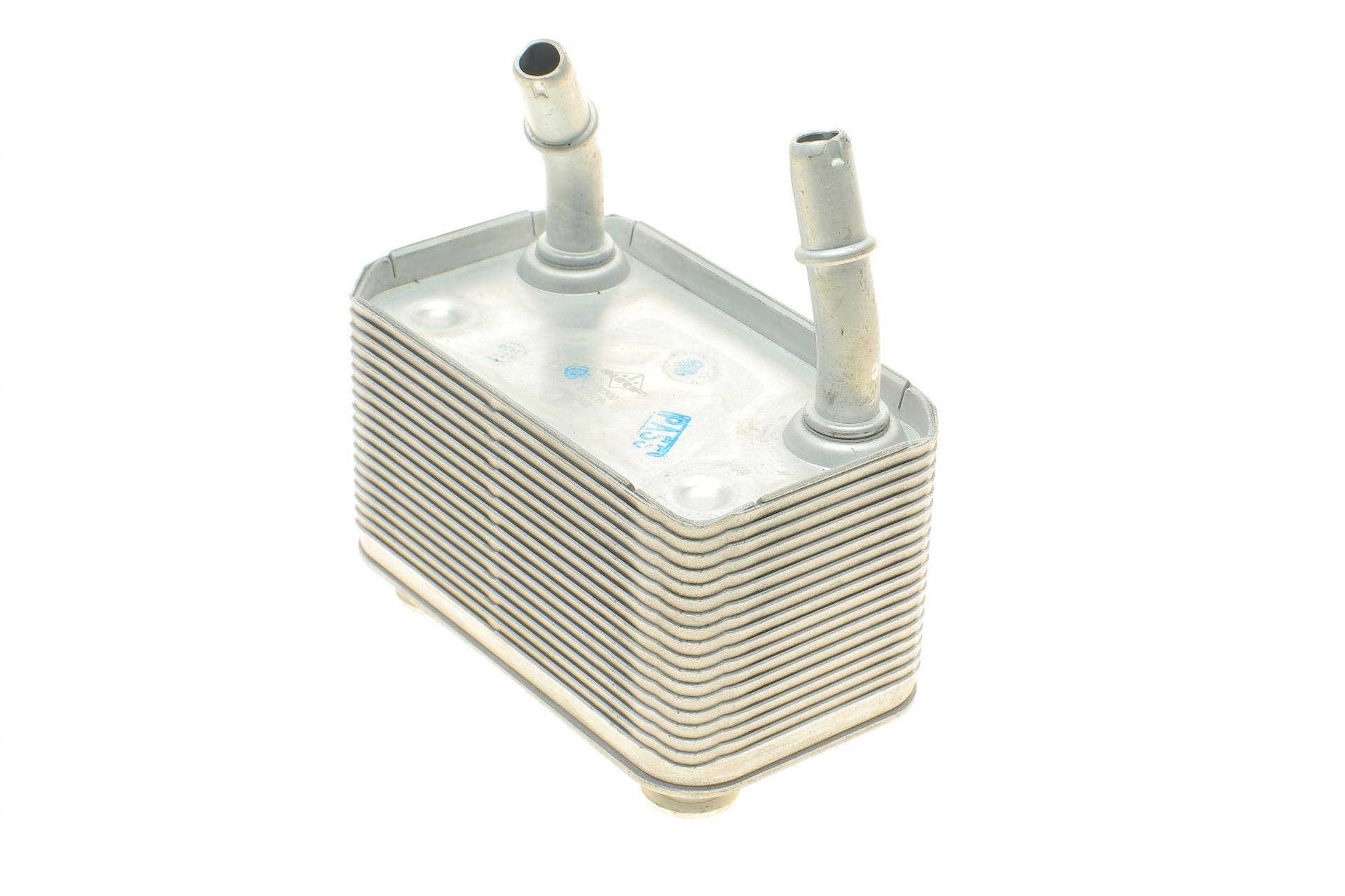 Радіатор масляний BMW X5 3.0d-4.6i 00-06 (теплообмінник)