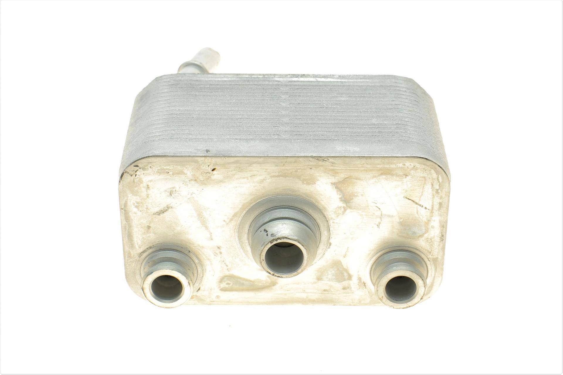 Радіатор масляний BMW X5 3.0d-4.6i 00-06 (теплообмінник)