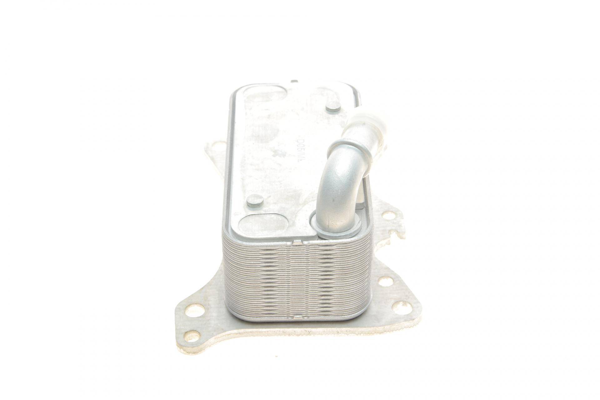 Радіатор масляний MB Sprinter 06- OM651 (теплообмінник)