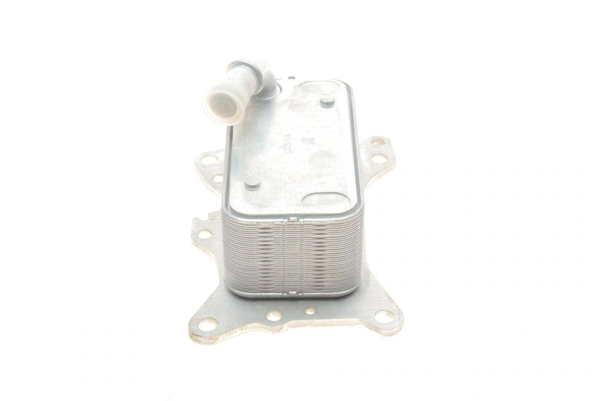 Радіатор масляний MB Sprinter 06- OM651 (теплообмінник)