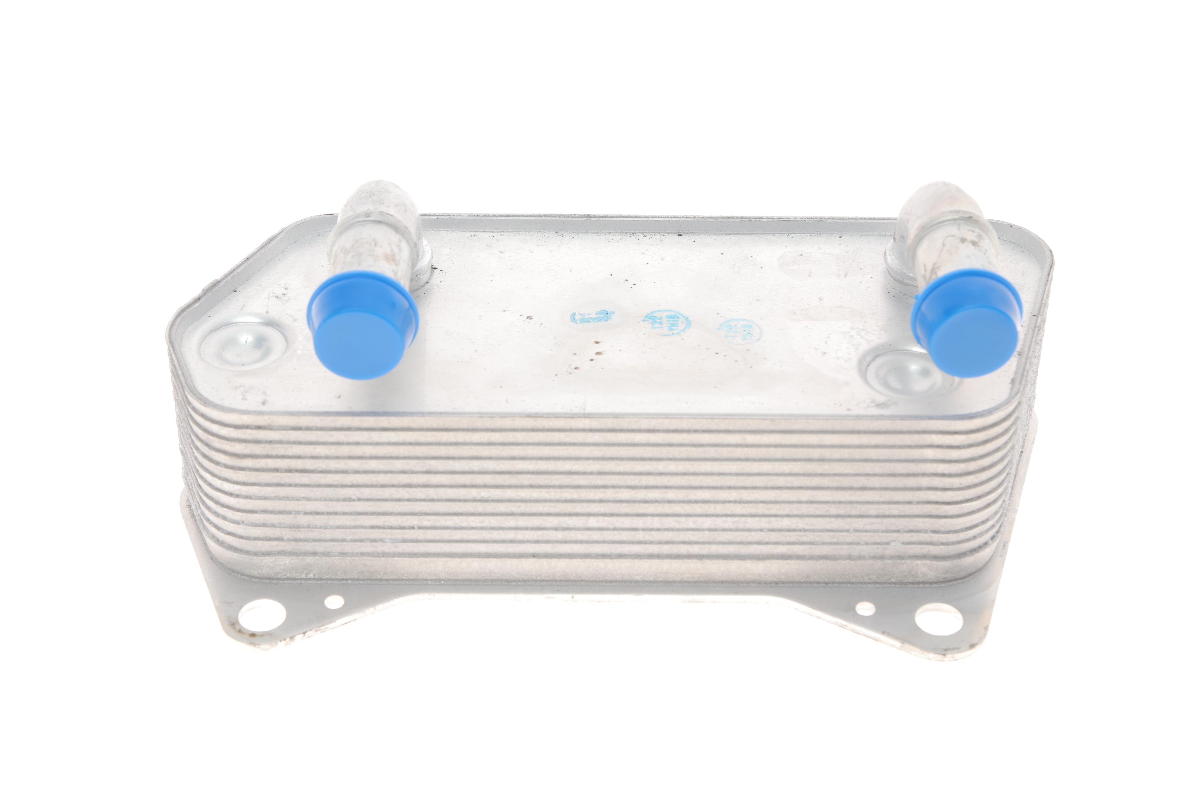 Радіатор масляний VW Caddy III/IV/Passat 05-14/Skoda Octavia 1.2-2.0/1.6-2.0 TDI 04-13