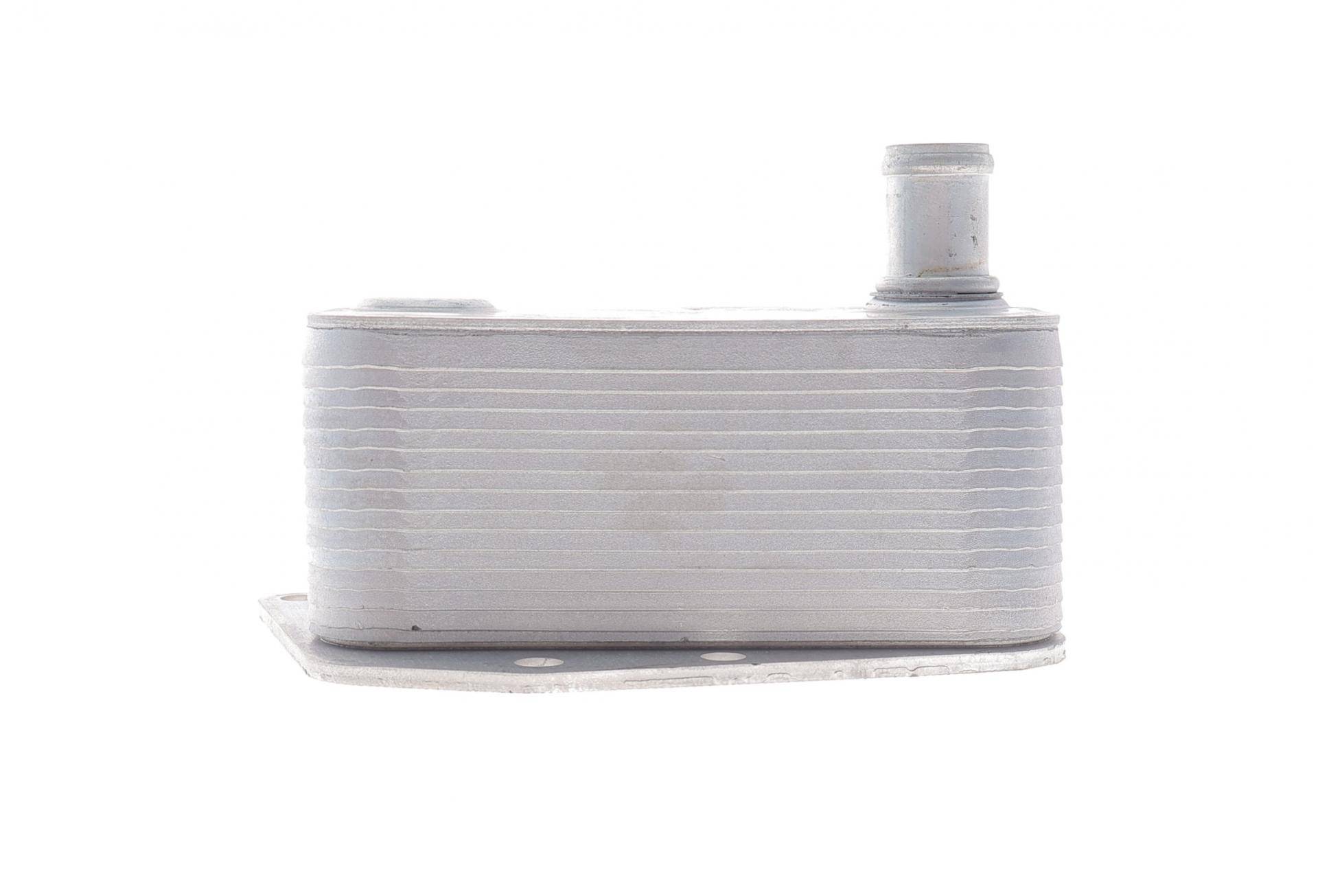 Радіатор масляний BMW 3 (E90) 320 d 04-11 (теплообмінник)