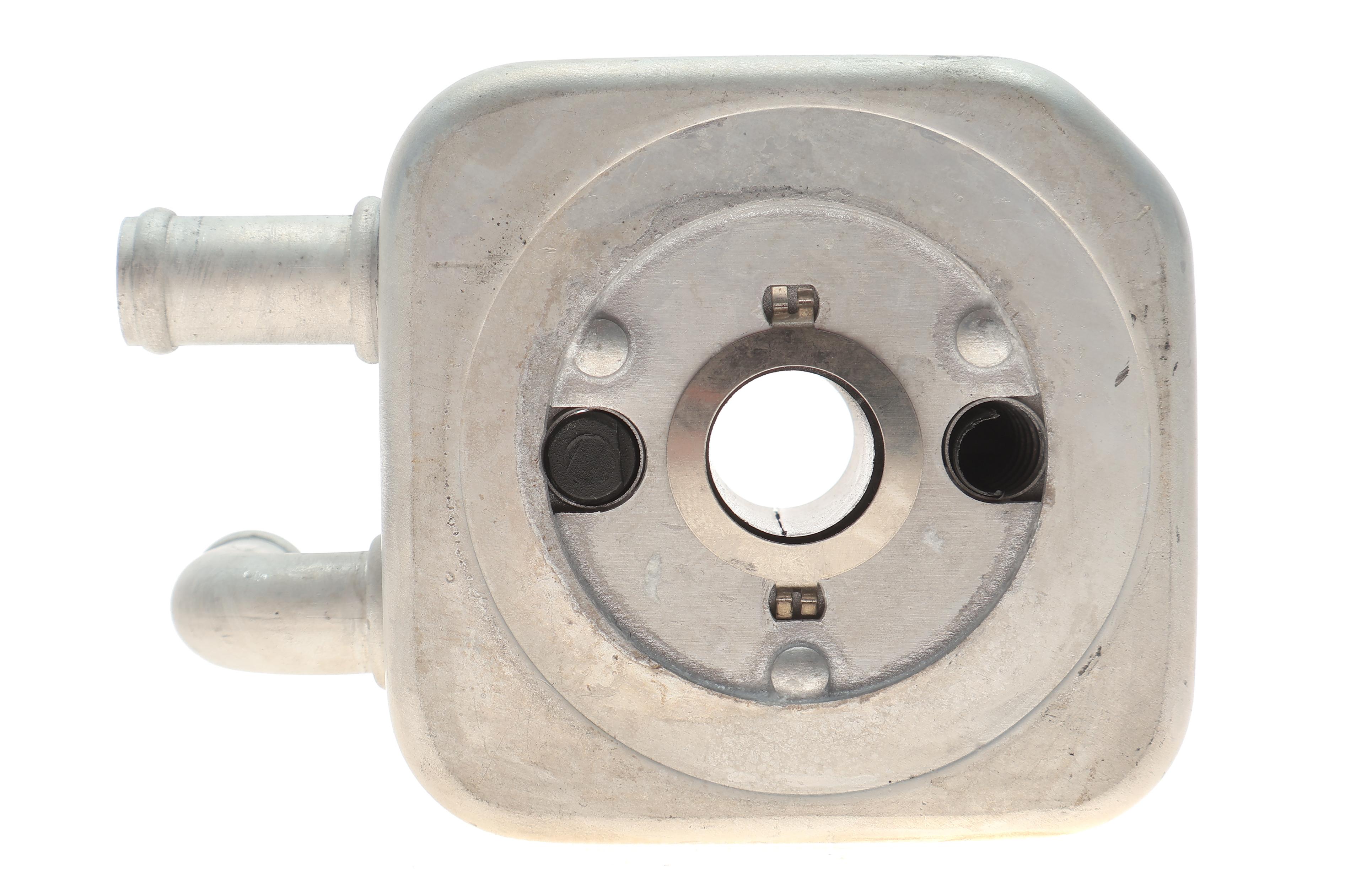 Радіатор масляний VW Passat/Audi A4/A6 2.5TDI 00-