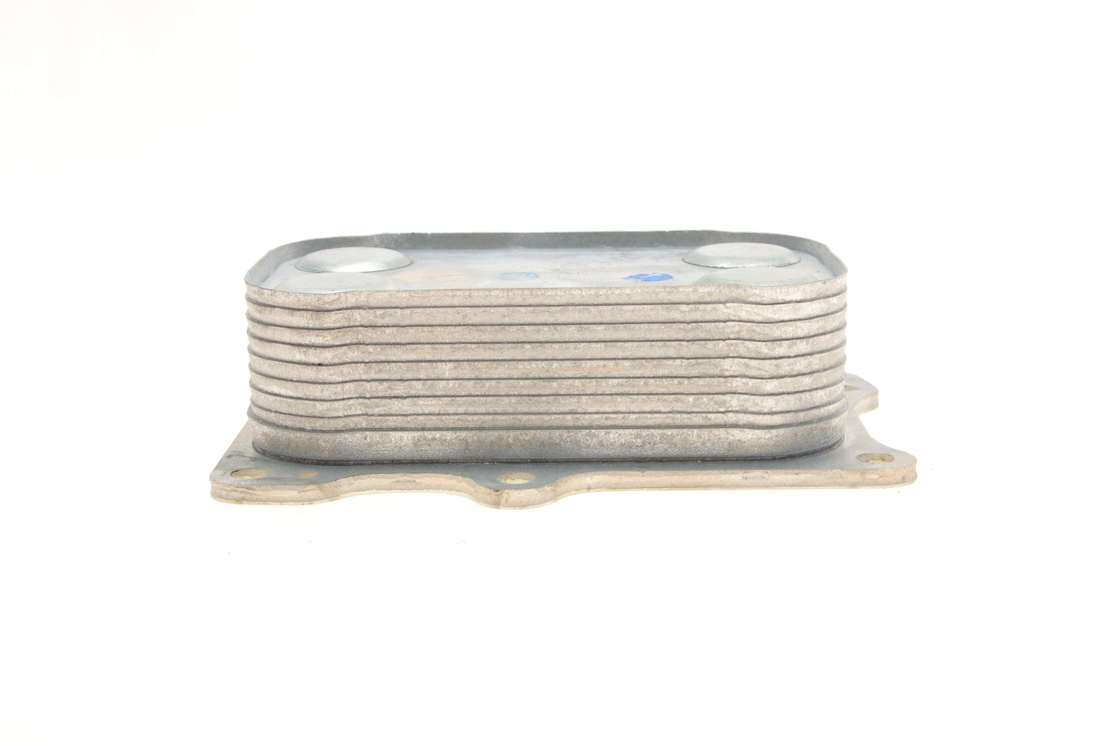 Радіатор масляний Fiat Bravo/Punto 1.4 09- (теплообмінник)