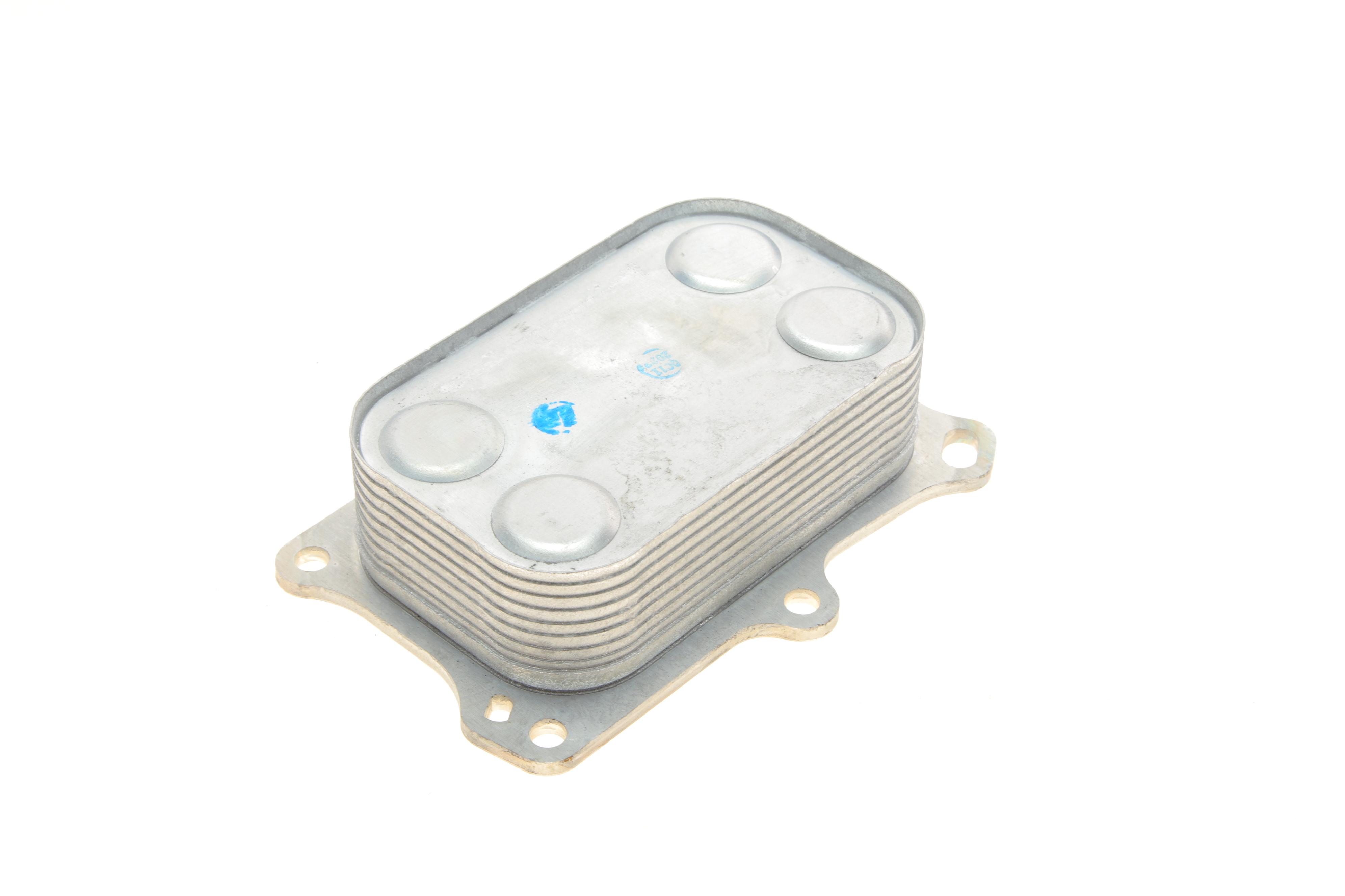 Радіатор масляний Fiat Bravo/Punto 1.4 09- (теплообмінник)