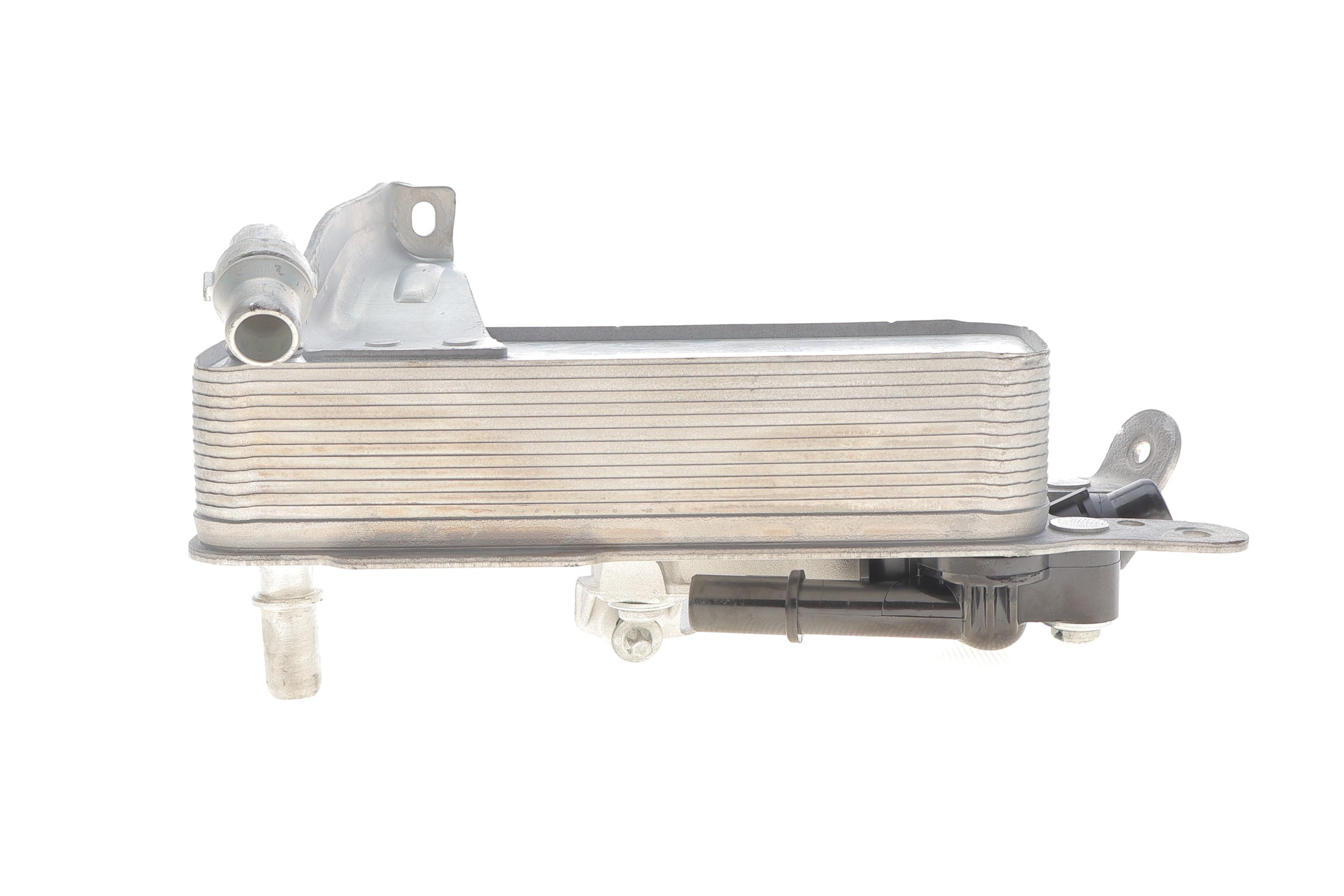 Радіатор оливний BMW 1 (F21)/2 (F22/F87)/3 (F30/F80/F34)/5 (G30/F90/X5 (F15/F90) 15- (N47/B48/B46)