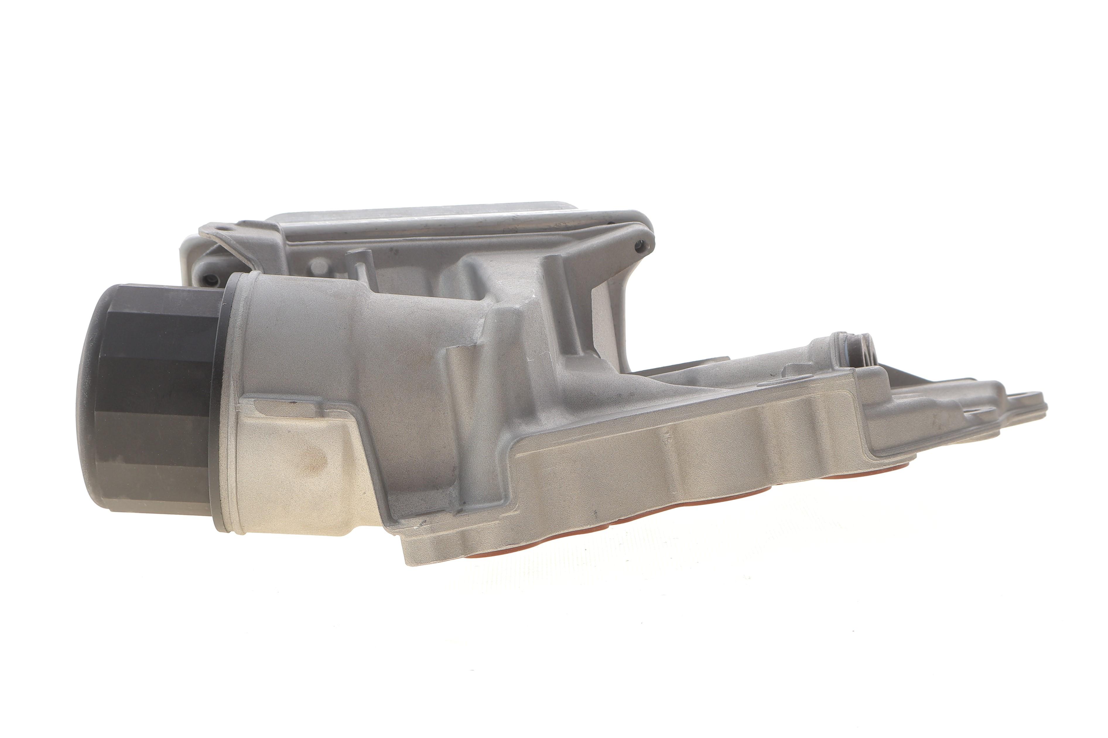 Радіатор масляний MB Sprinter (B906)/Vito (W639) (M272/276/113) (з корпусом масляного фільтра)