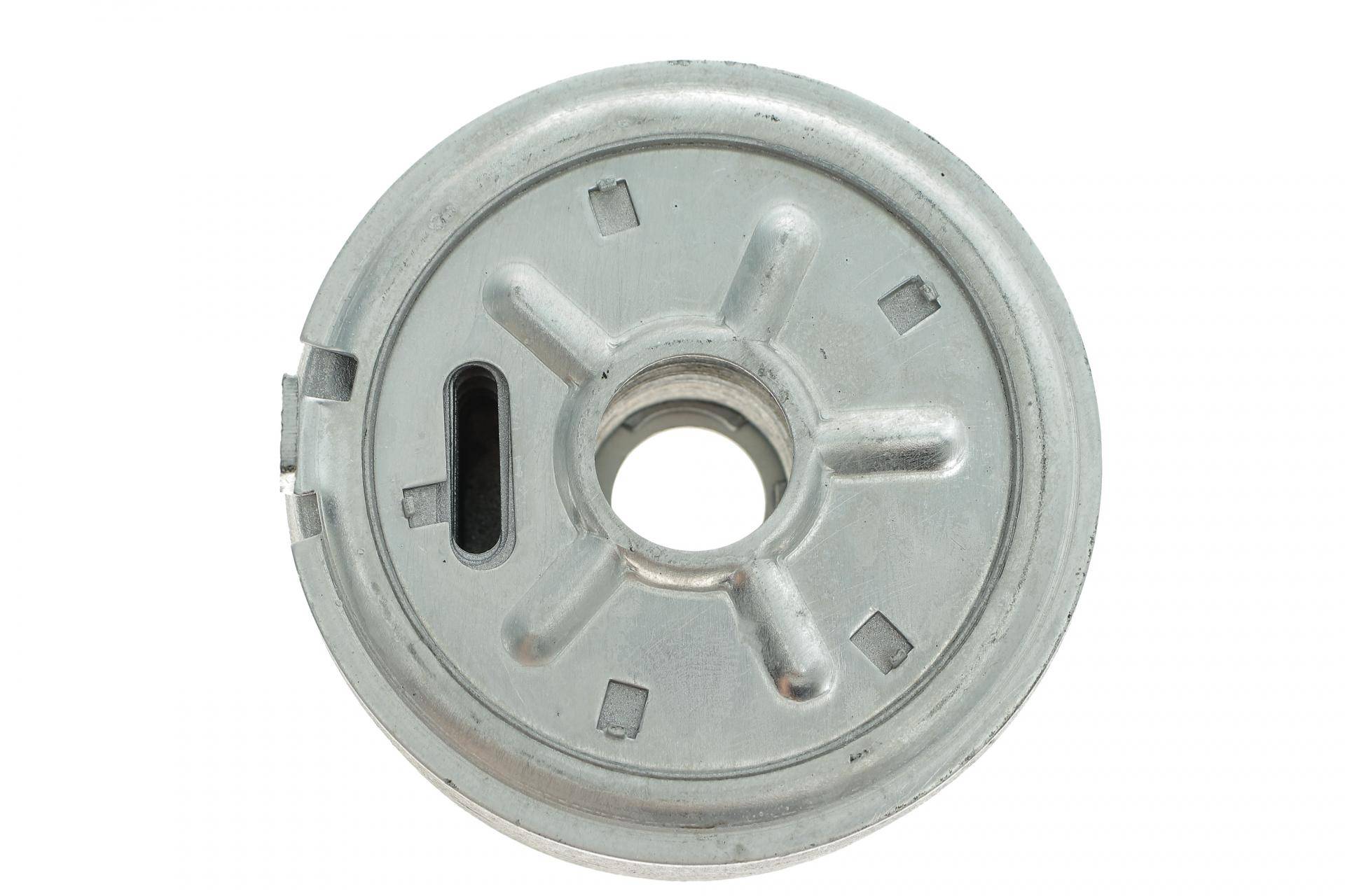 Радіатор масляний Nissan X-Trail 2.2/2.5D 00- (теплообмінник)