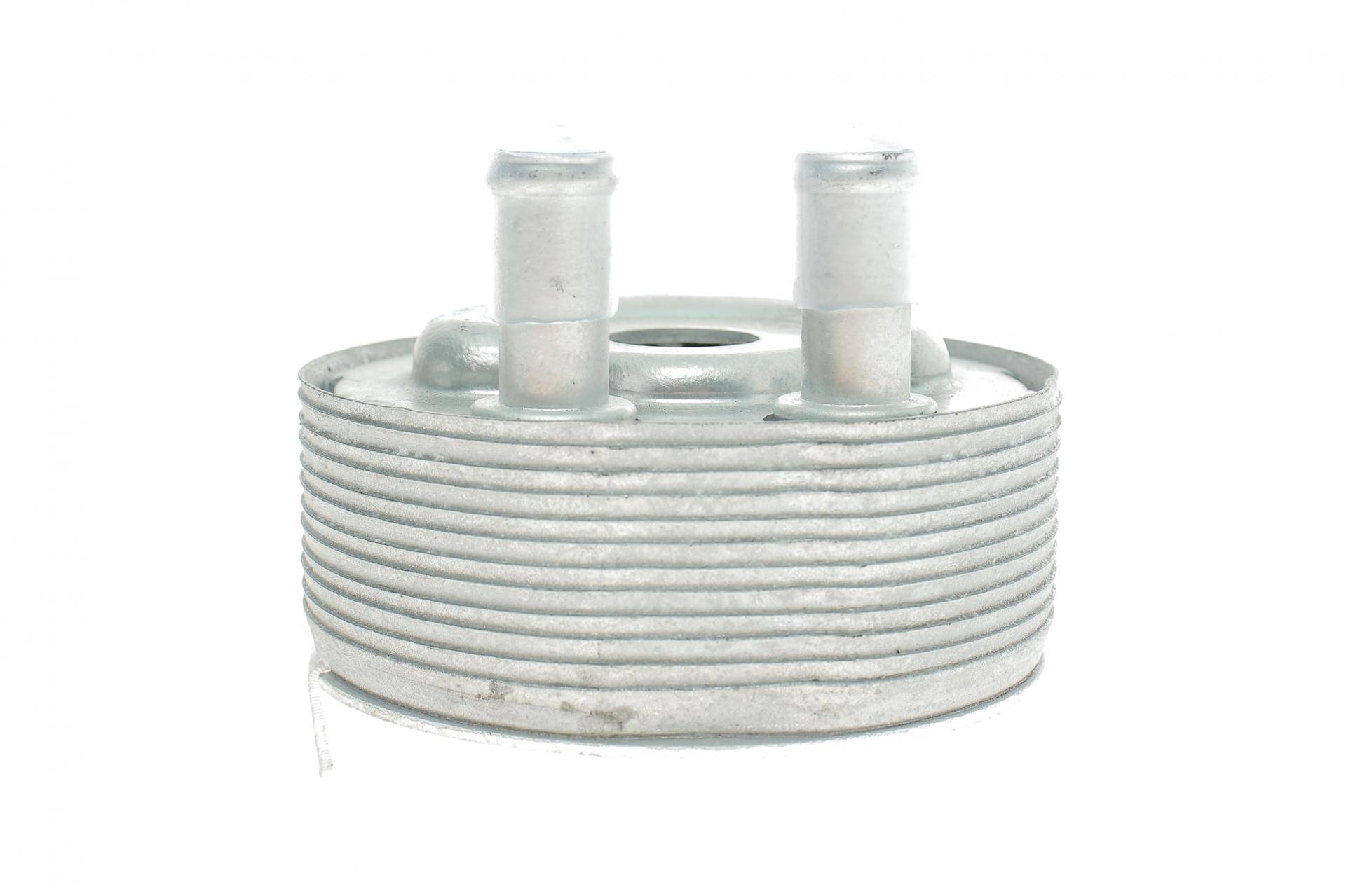 Радіатор масляний Nissan X-Trail 2.2/2.5D 00- (теплообмінник)