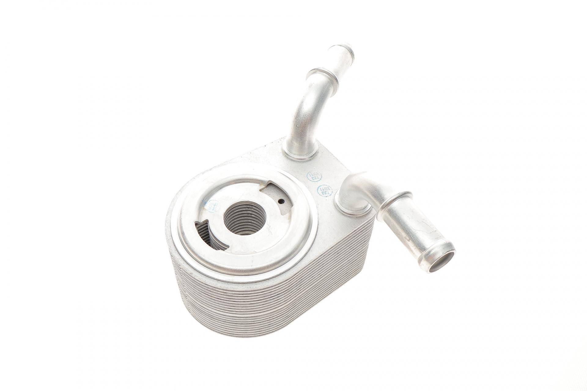 Радіатор масляний Ford Focus II 1.6/2.0 05-12 (теплообмінник)