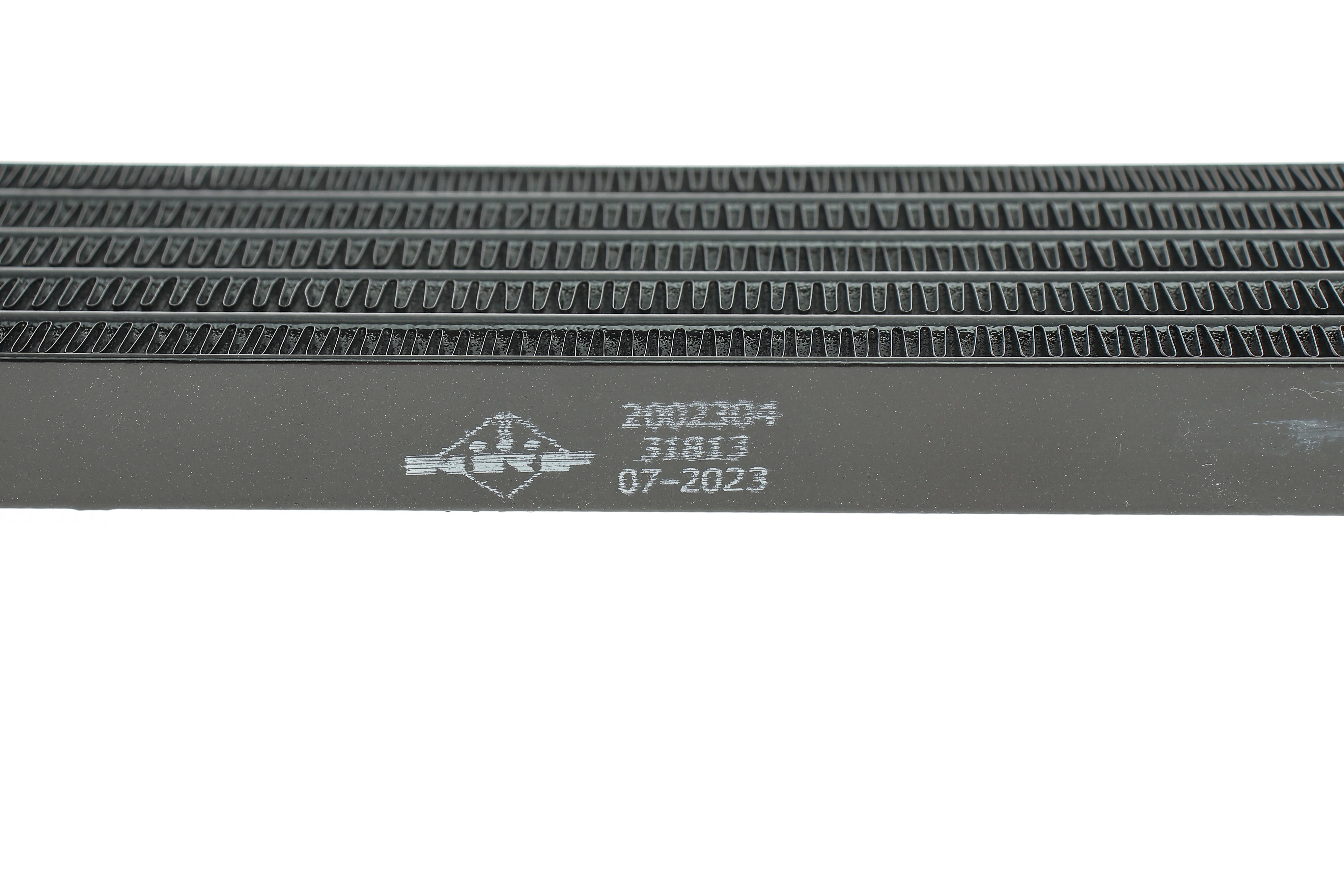 Радіатор масляний MB Vito (W639) 2.0-3.7D 03- (теплообмінник)