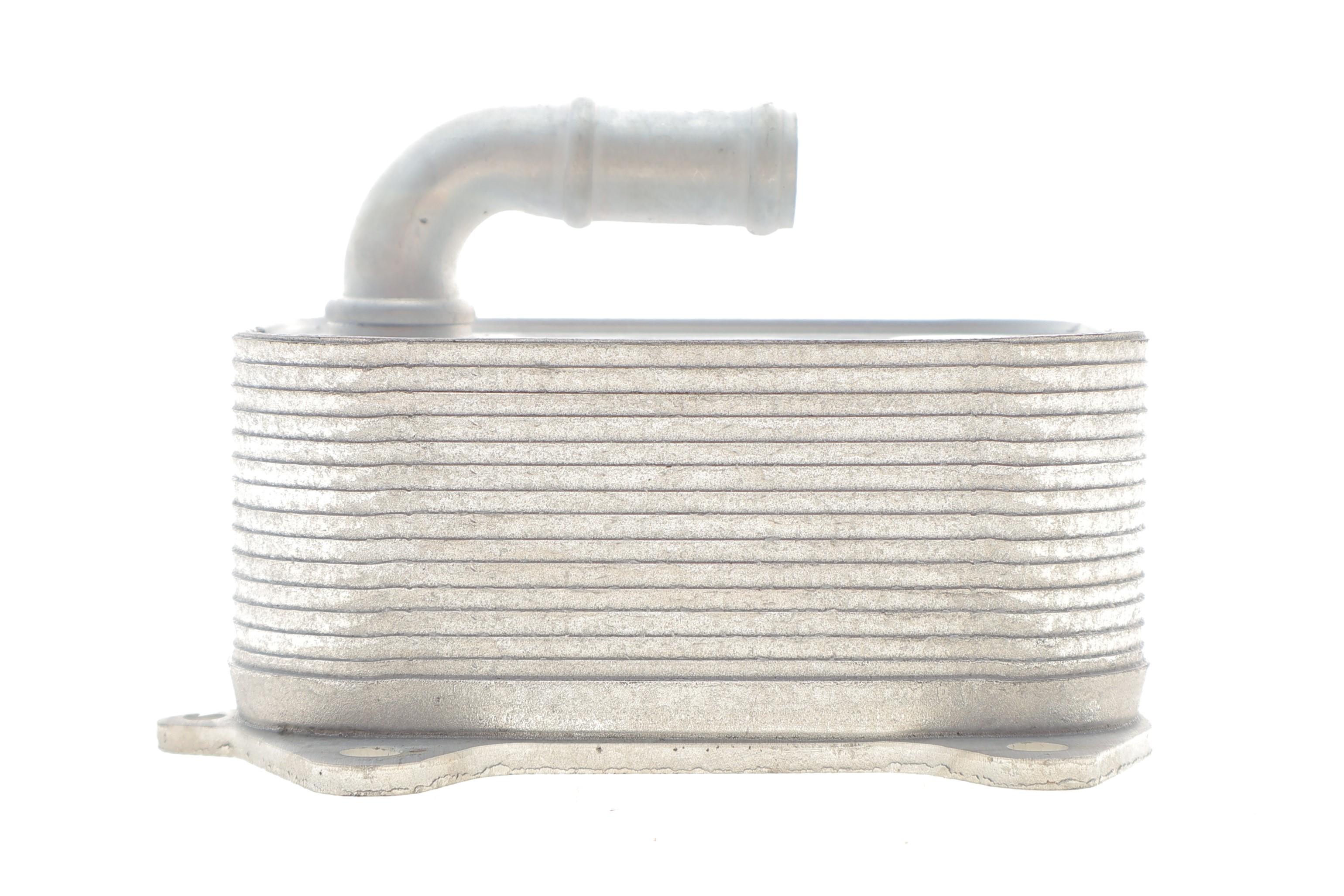 Радіатор масляний Audi A6 2.0 TDI 11-