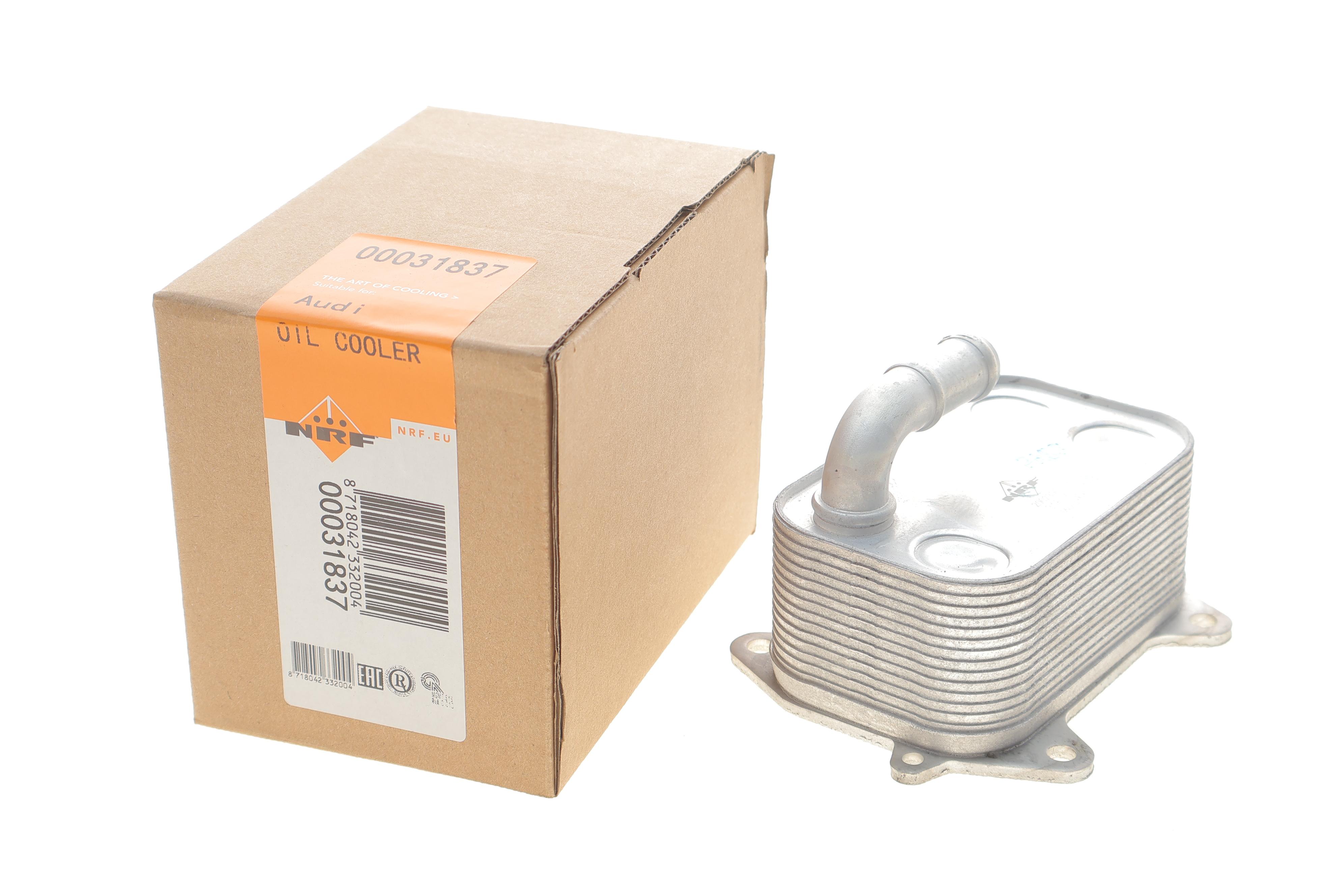 Радіатор масляний Audi A6 2.0 TDI 11-