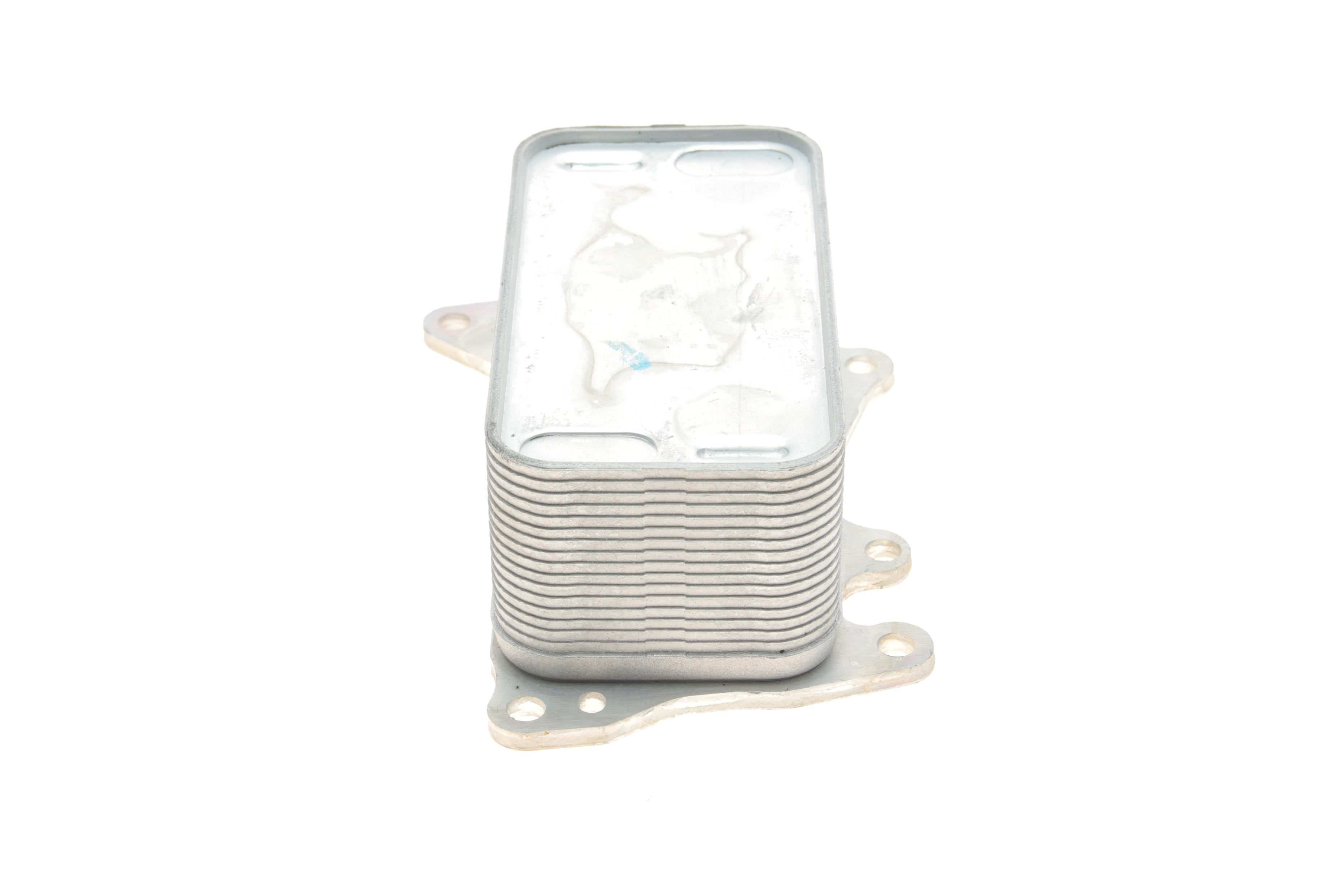 Радіатор масляний BMW 3 (F30)/4 (F32)/5 (F10)/X3 (F25)/X5 (F15)/X6 (F16) 09- (теплообмінник) N57