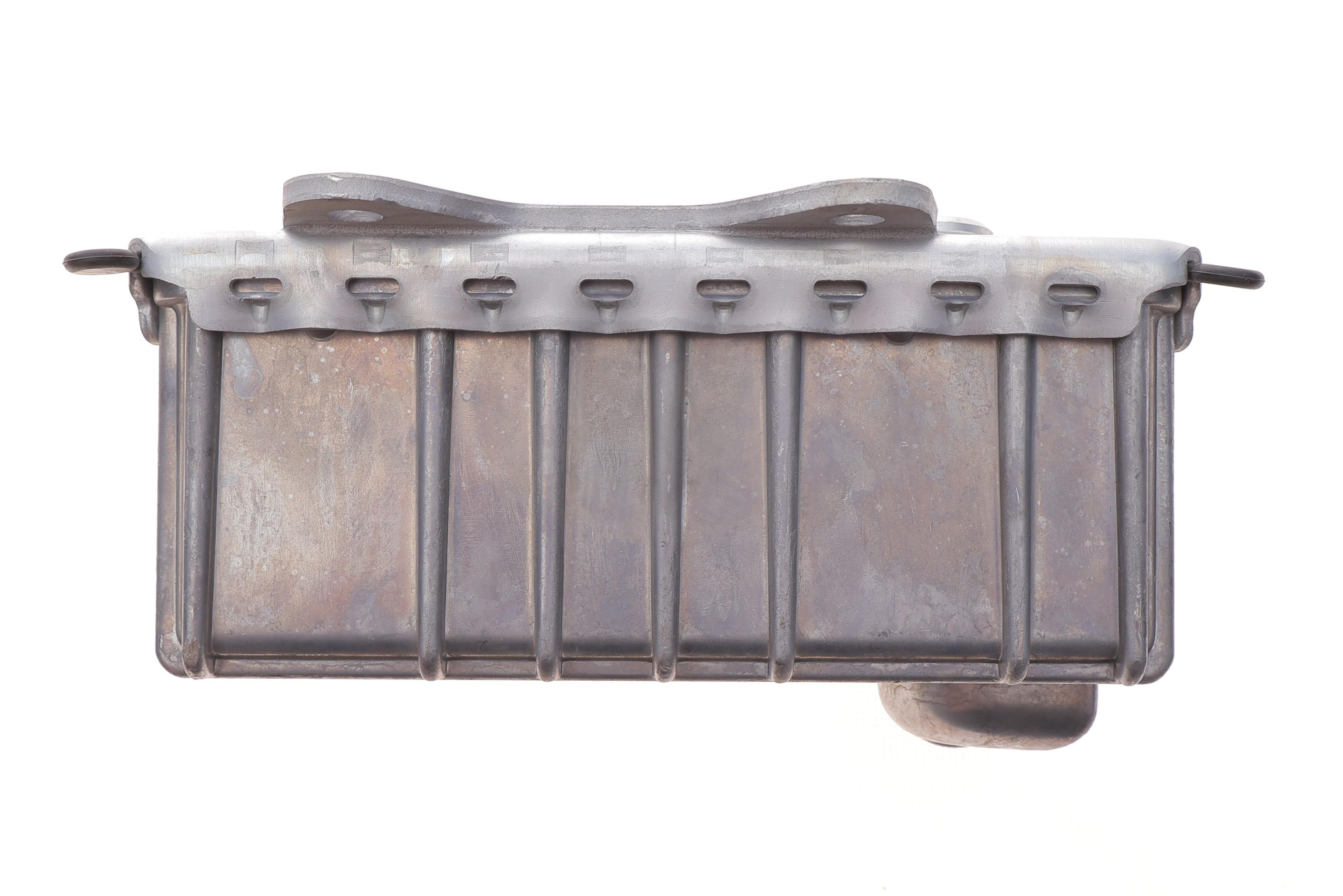 Радіатор масляний MB E-class (W210) 95-10