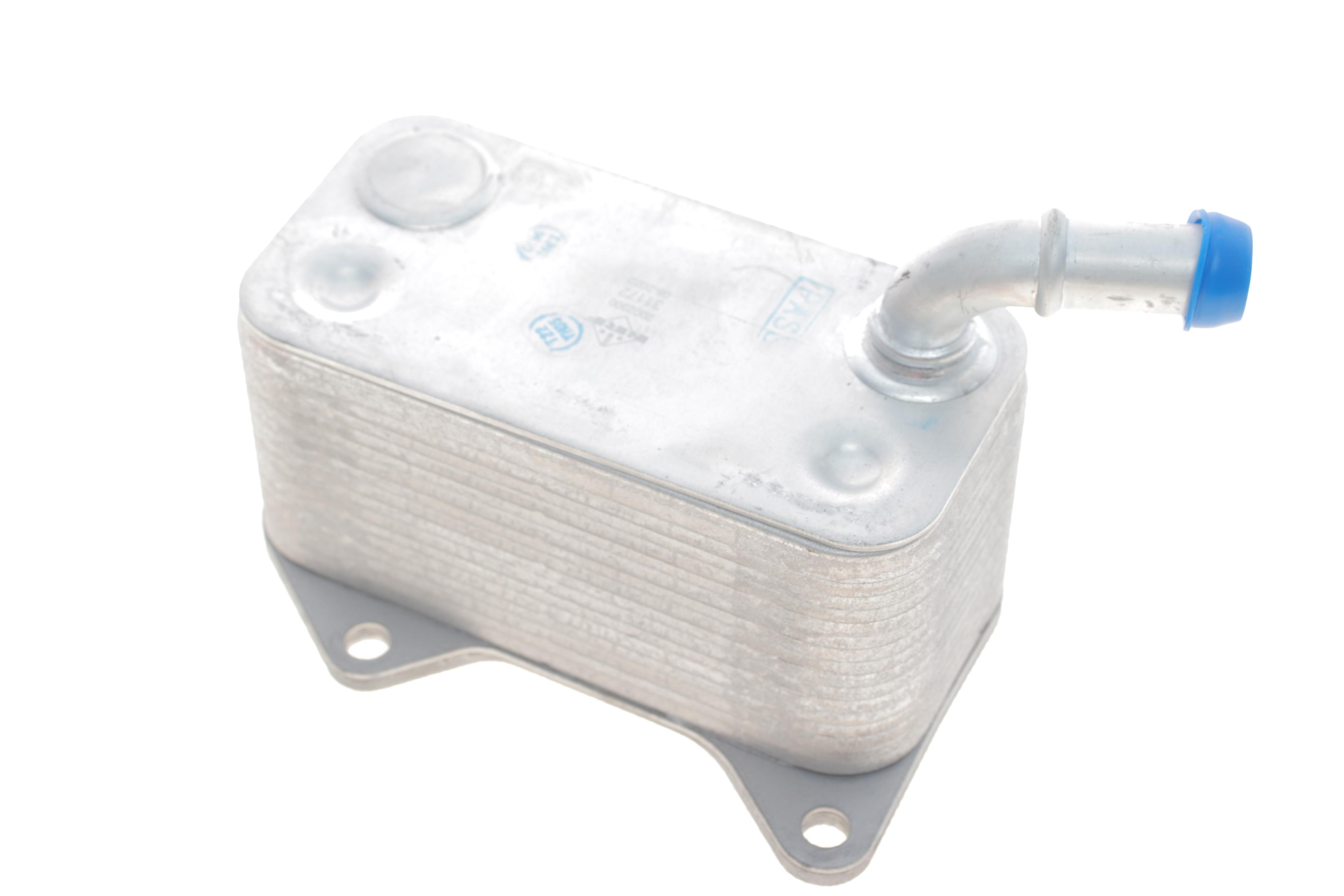 Радіатор масляний VW Passat 2.0 FSI 05-10 (теплообмінник)