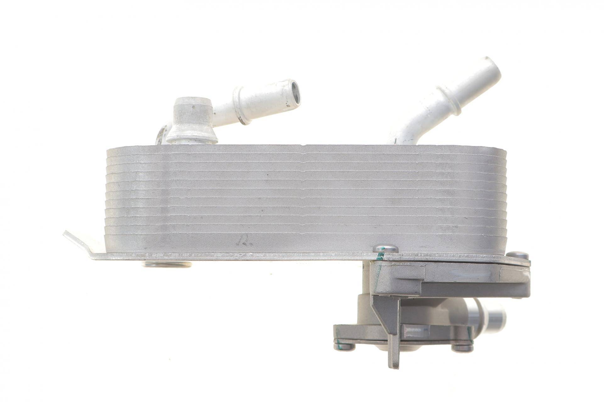 Радіатор масляний АКПП BMW 1(E81-88)/3(E90-93) 1.6-3.0D 04-15 (теплообмінник) M47/N43/N45/N46/N47