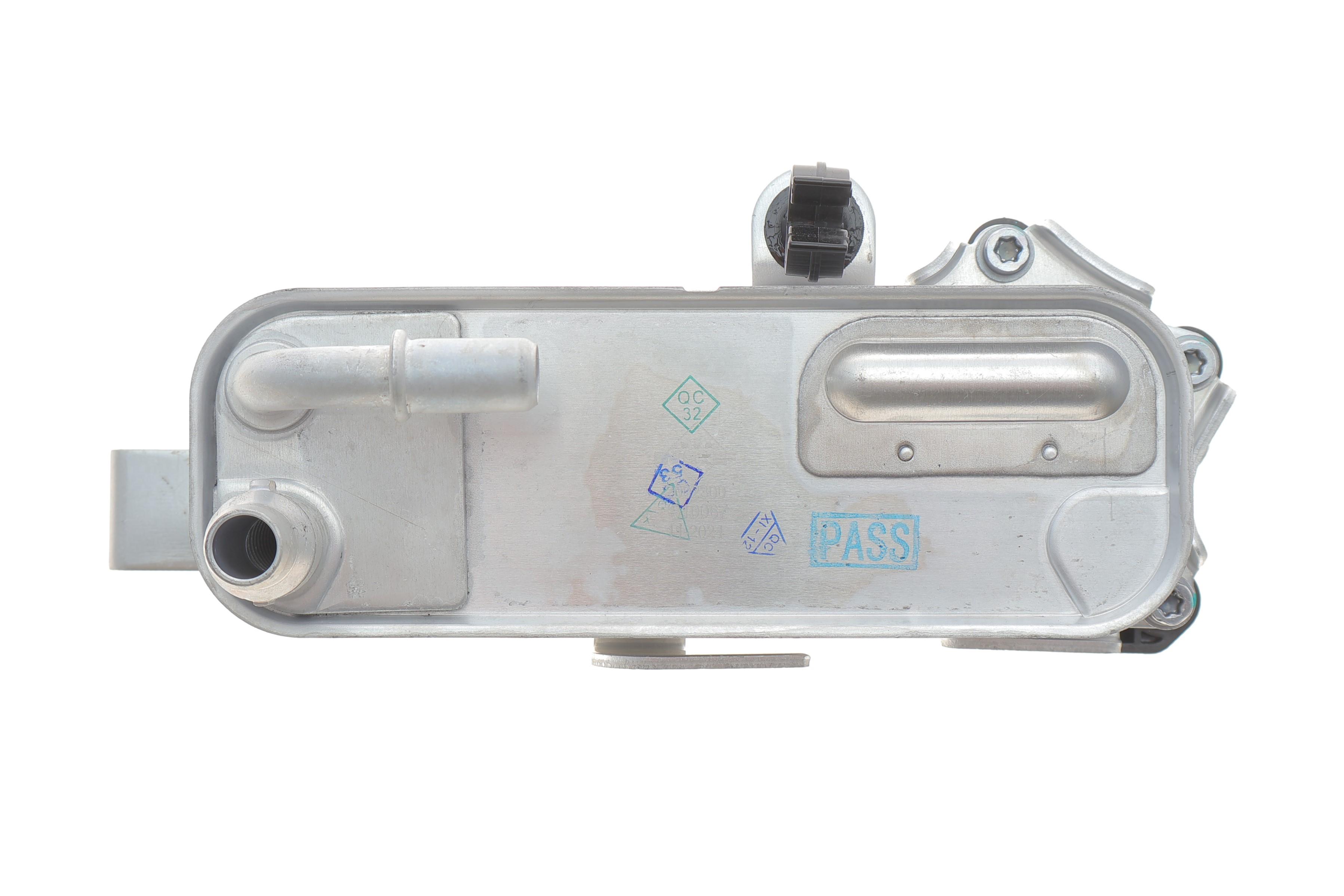 Радіатор масляний (АКПП) BMW 3 (F30/F80) 1.6/2.0i (N13/N20) 11-18 (теплообмінник)