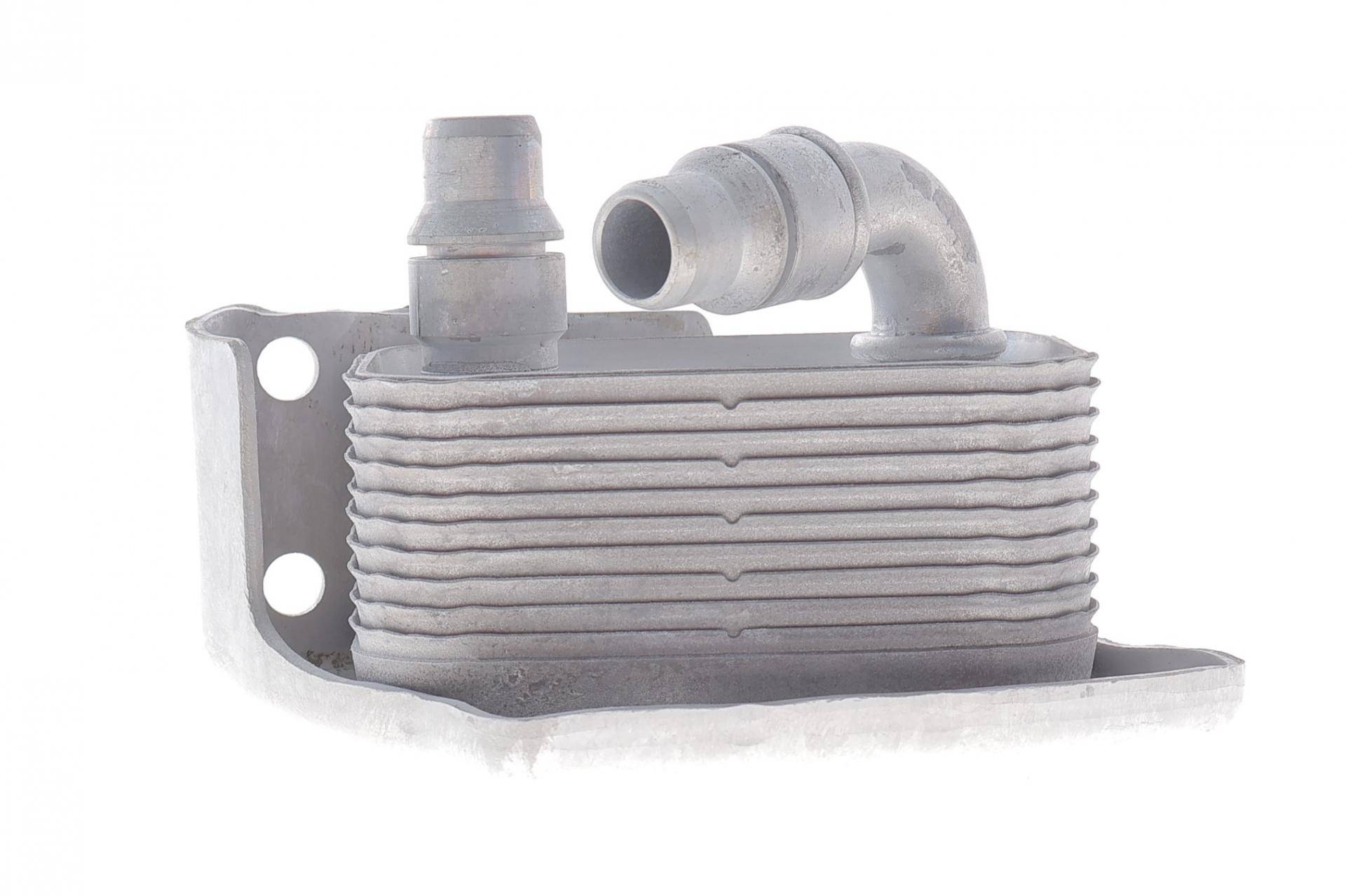 Радіатор масляний BMW X3 (E83) 00-15 (теплообмінник)