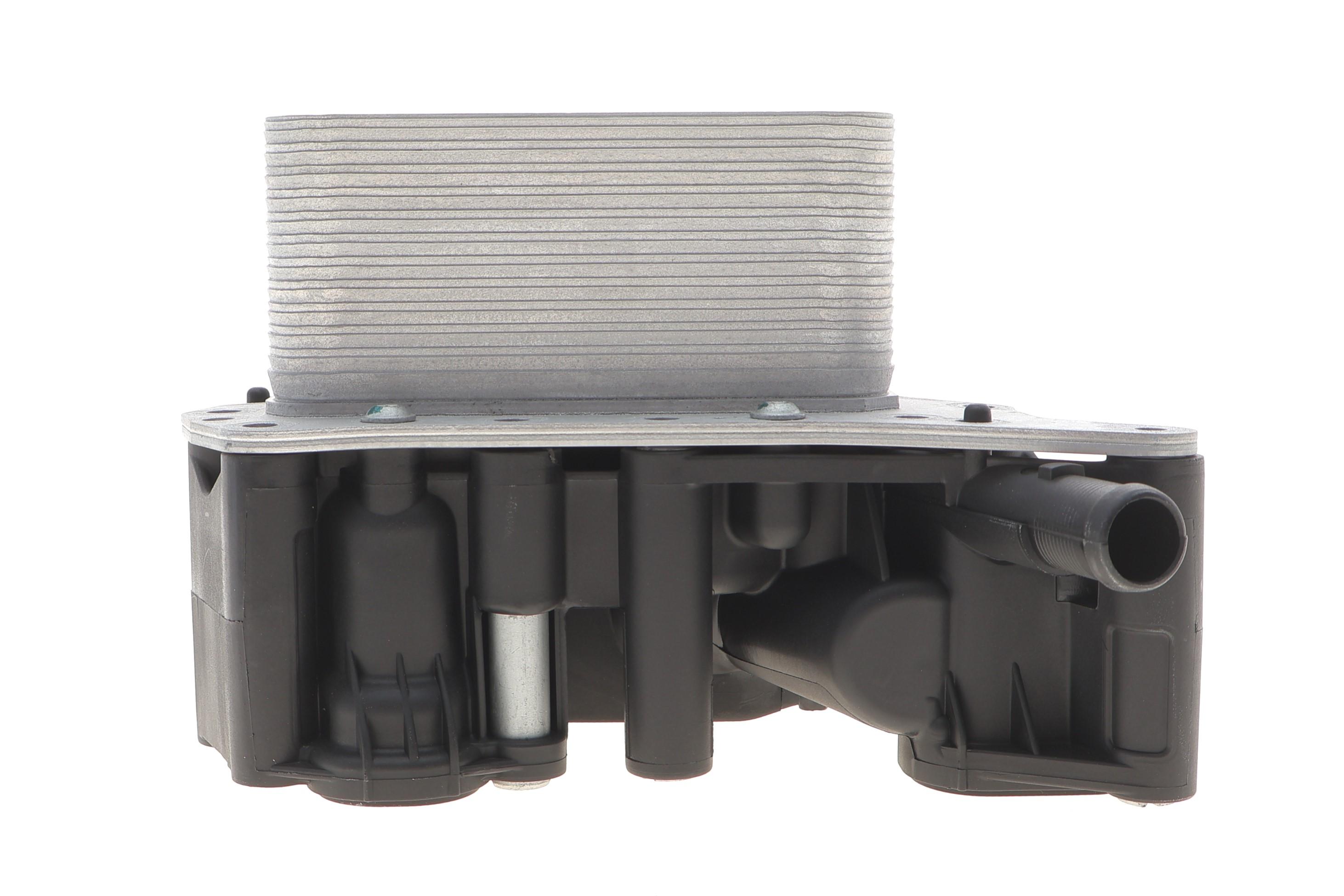 Радіатор масляний MB Vito/Opel Vivaro/Renault Trafic 1.6 CDTI/dCi 14- (теплообмінник)