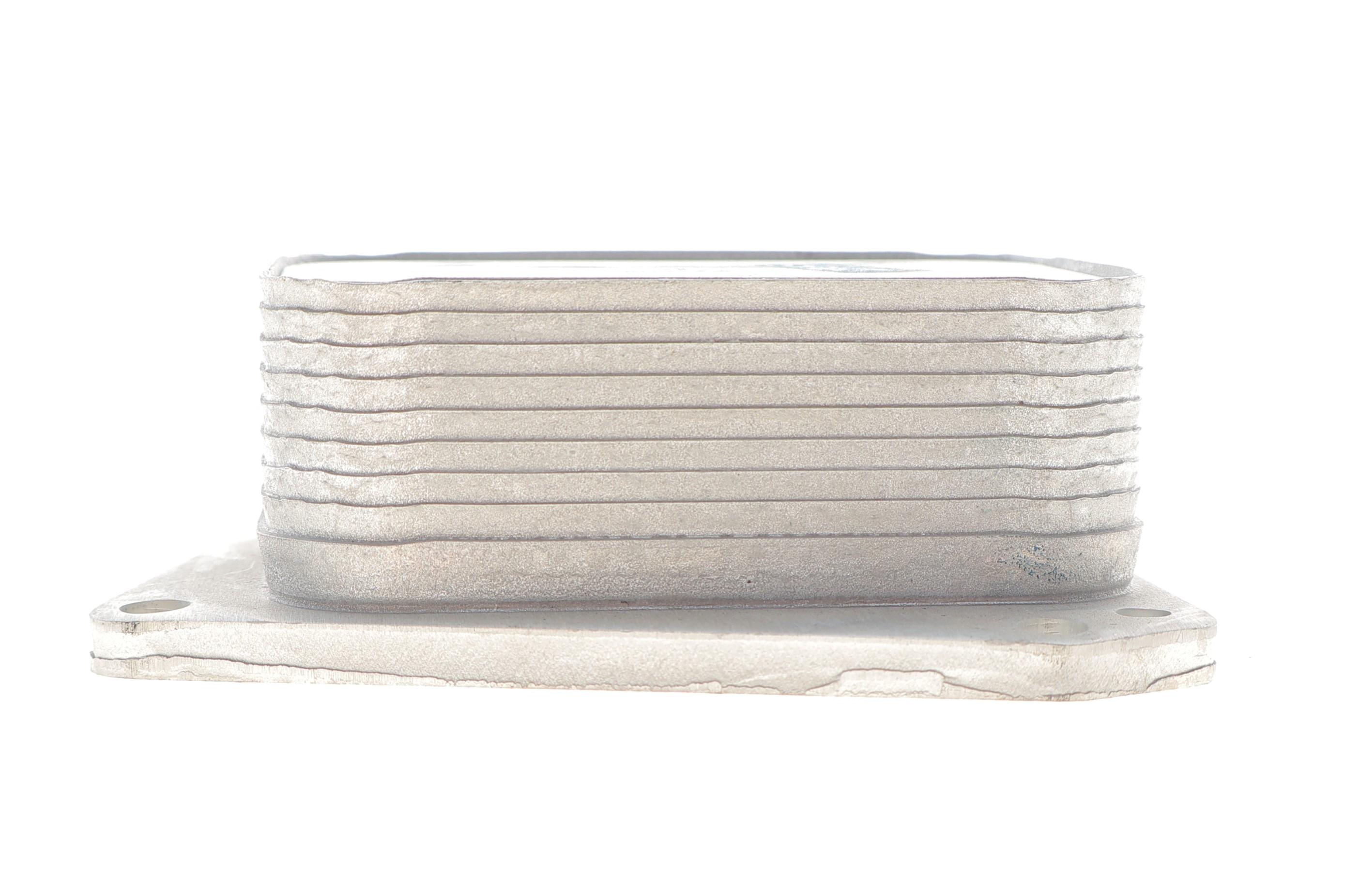 Радіатор масляний Opel Astra J/K/Insignia A 1.6 CDTI 12- (теплообмінник)