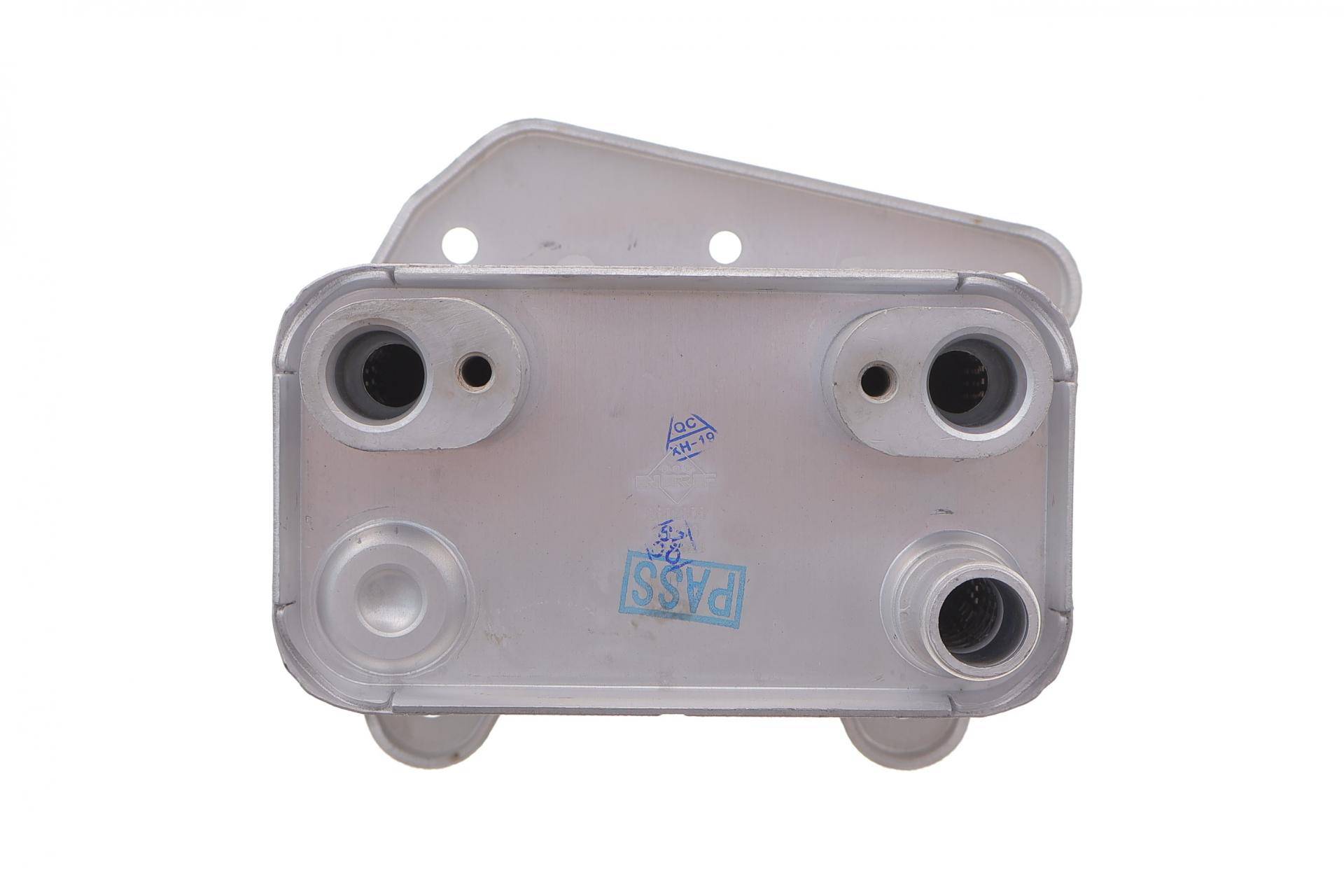 Радіатор масляний MB Sprinter 2.2CDI 00-06