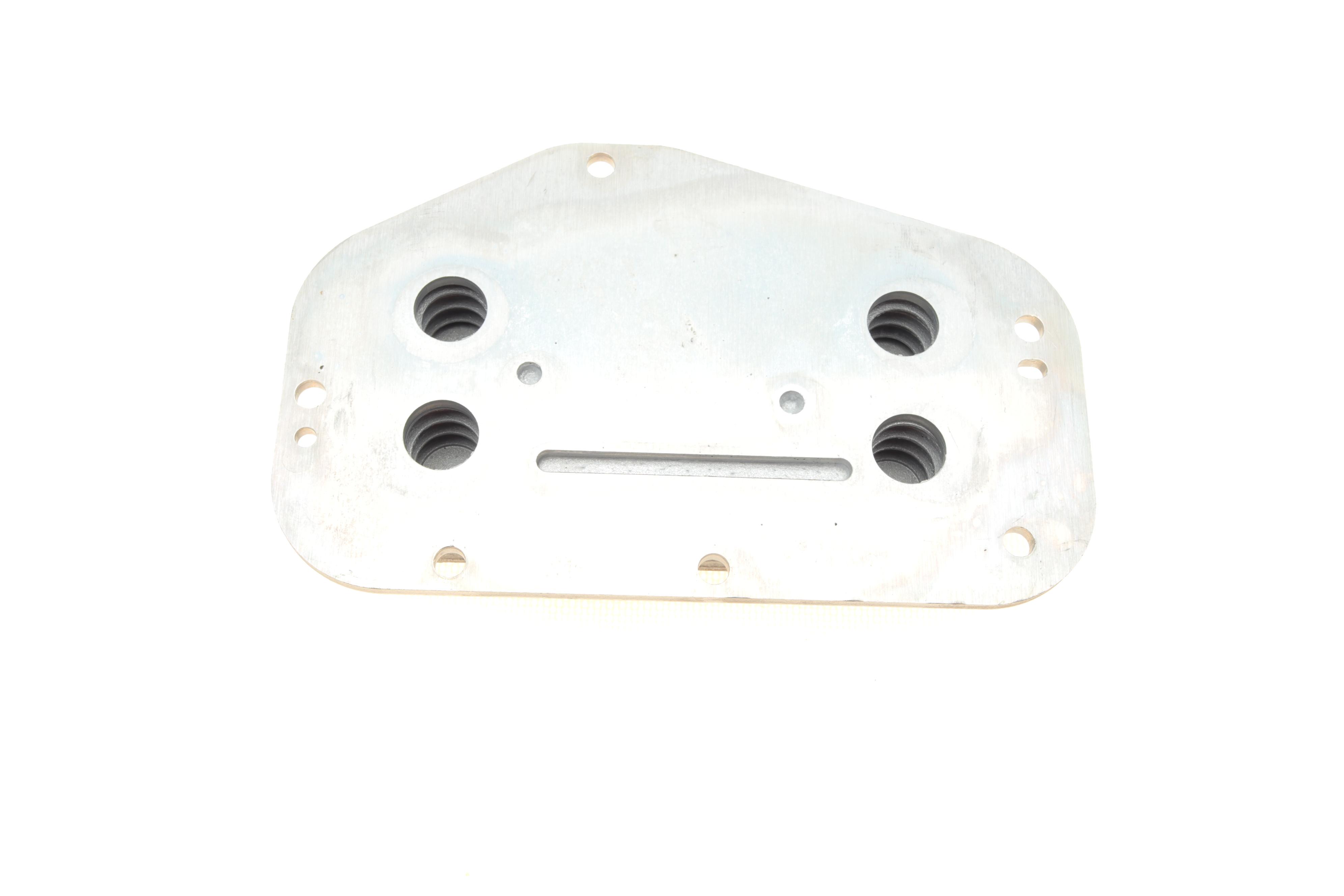 Радіатор масляний Opel Astra/Vectra/Insignia 1.6/1.8 LPG 05- (теплообмінник)