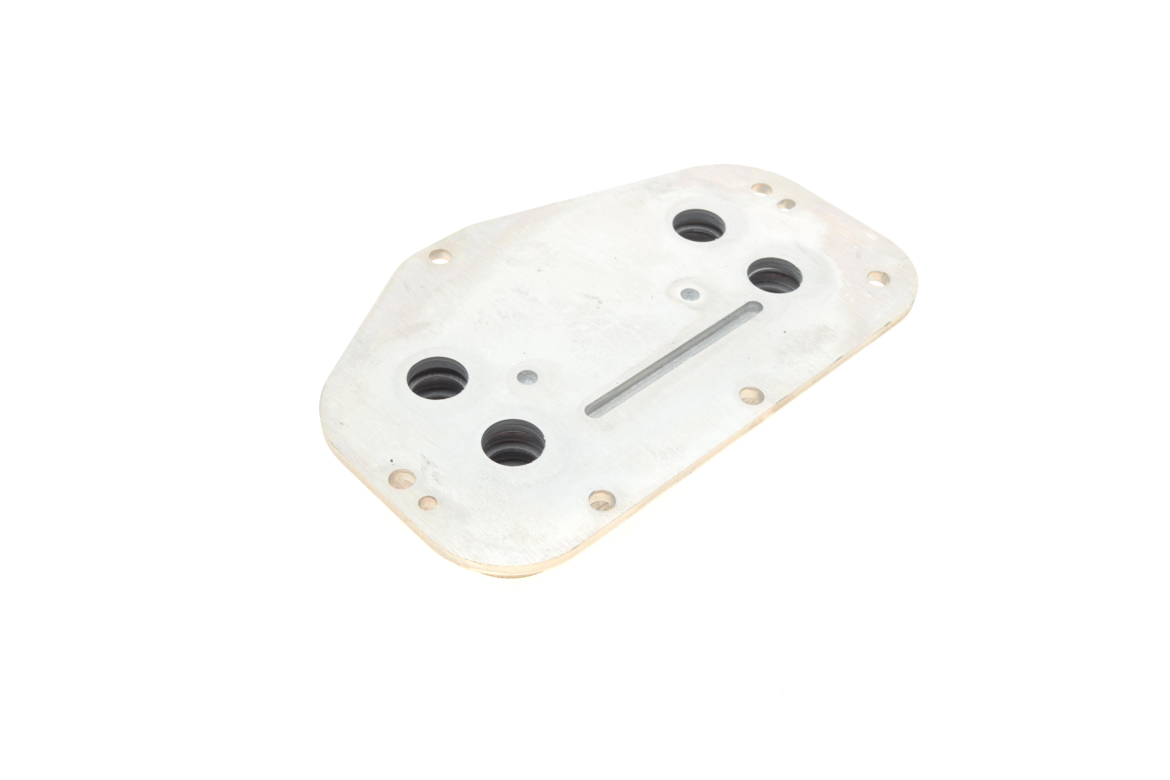 Радіатор масляний Opel Astra/Vectra/Insignia 1.6/1.8 LPG 05- (теплообмінник)