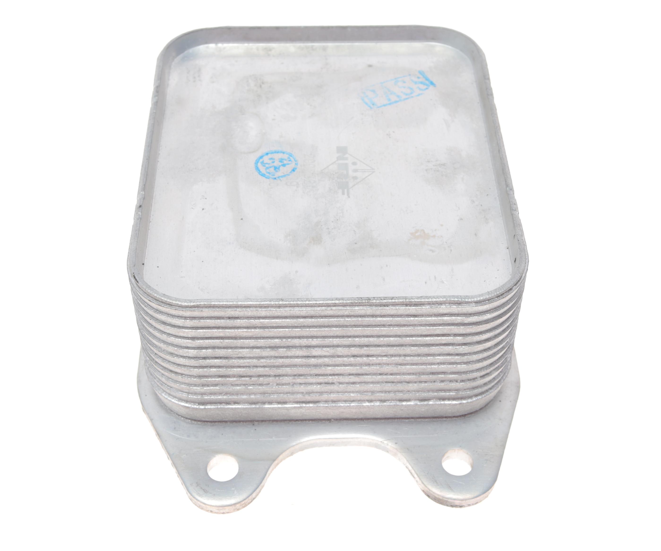 Радіатор масляний Skoda Fabia III/Octavia III/Superb III 1.1-1.6 11-