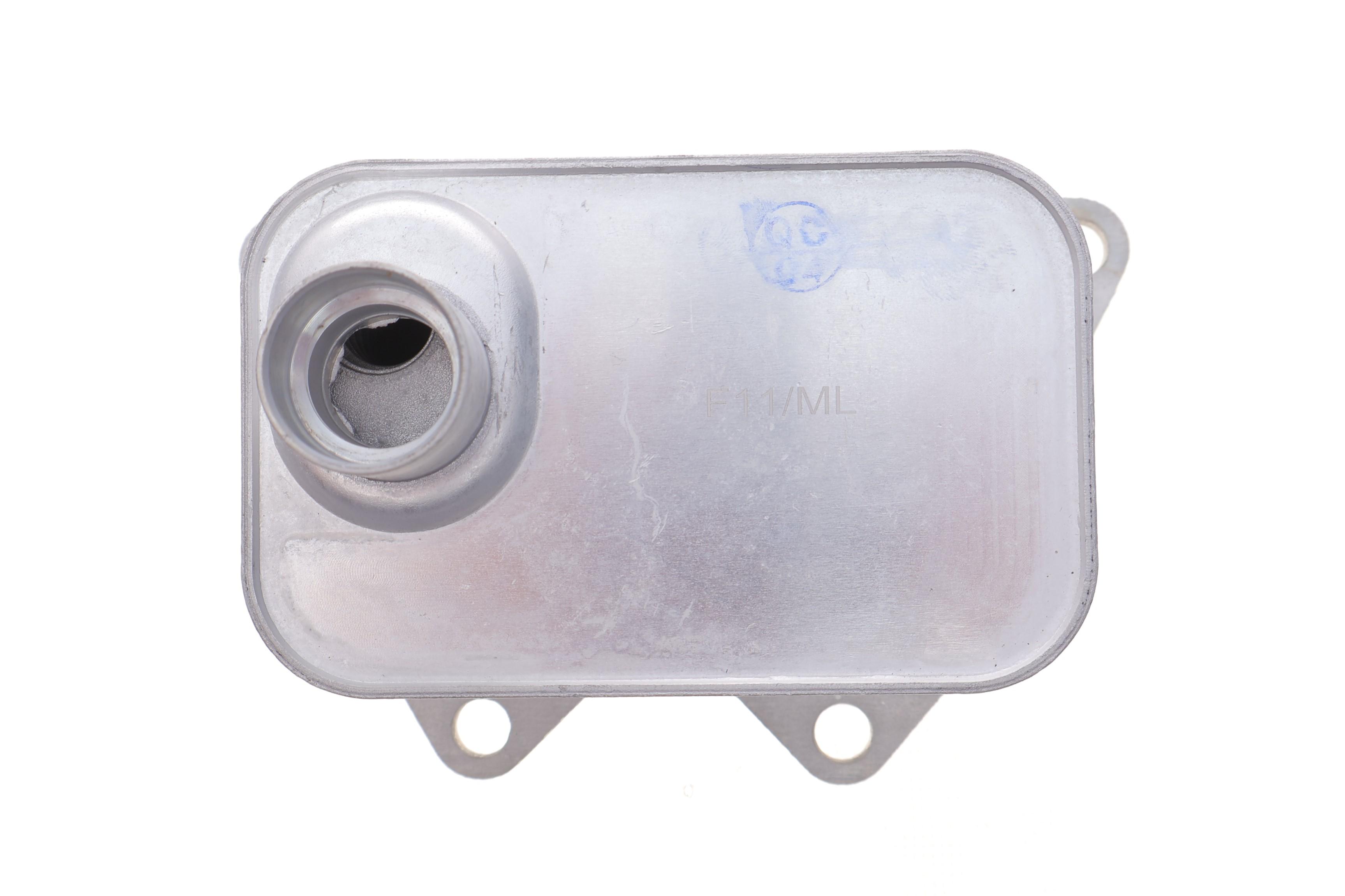 Радіатор масляний VW T5/T6 2.0 TSI 11- (теплообмінник)