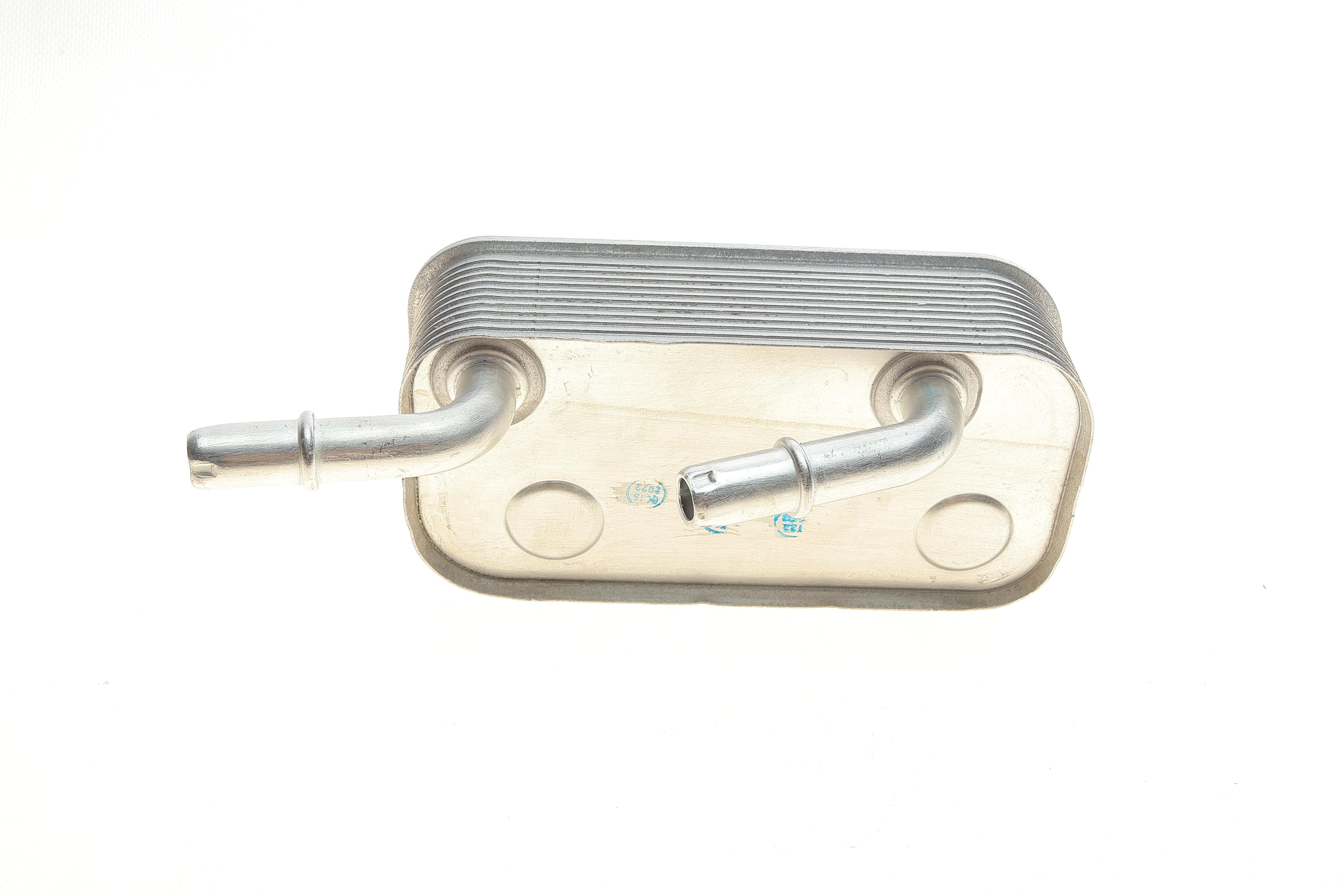 Радіатор масляний BMW 3 (E46)/X3 (E83) 1.6-3.2 98-10 M47/M52/M54/M57/N47 (теплообмінник) (АКПП)