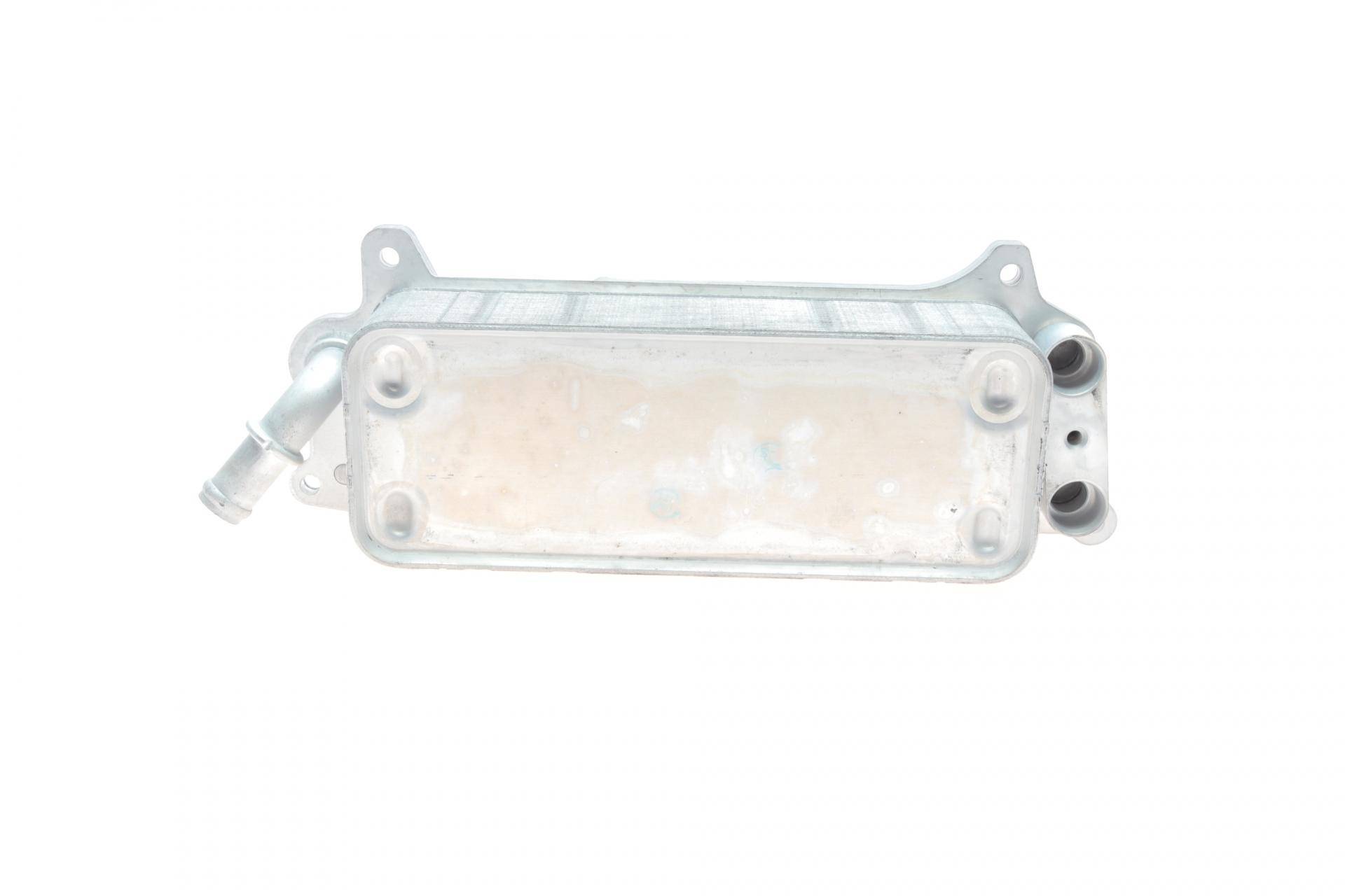 Радіатор масляний Audi A6 10-18 (теплообмінник)