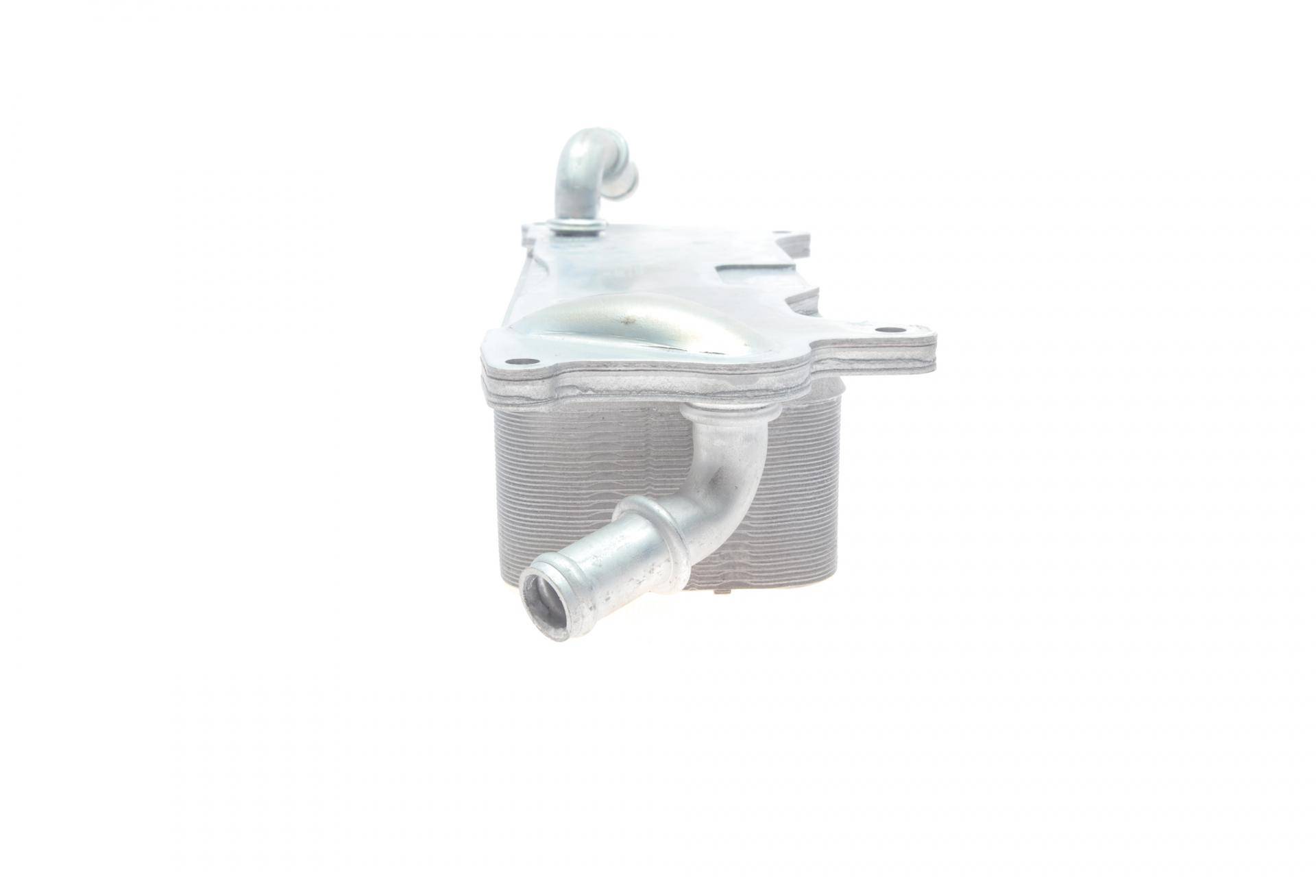 Радіатор масляний Audi A6 10-18 (теплообмінник)