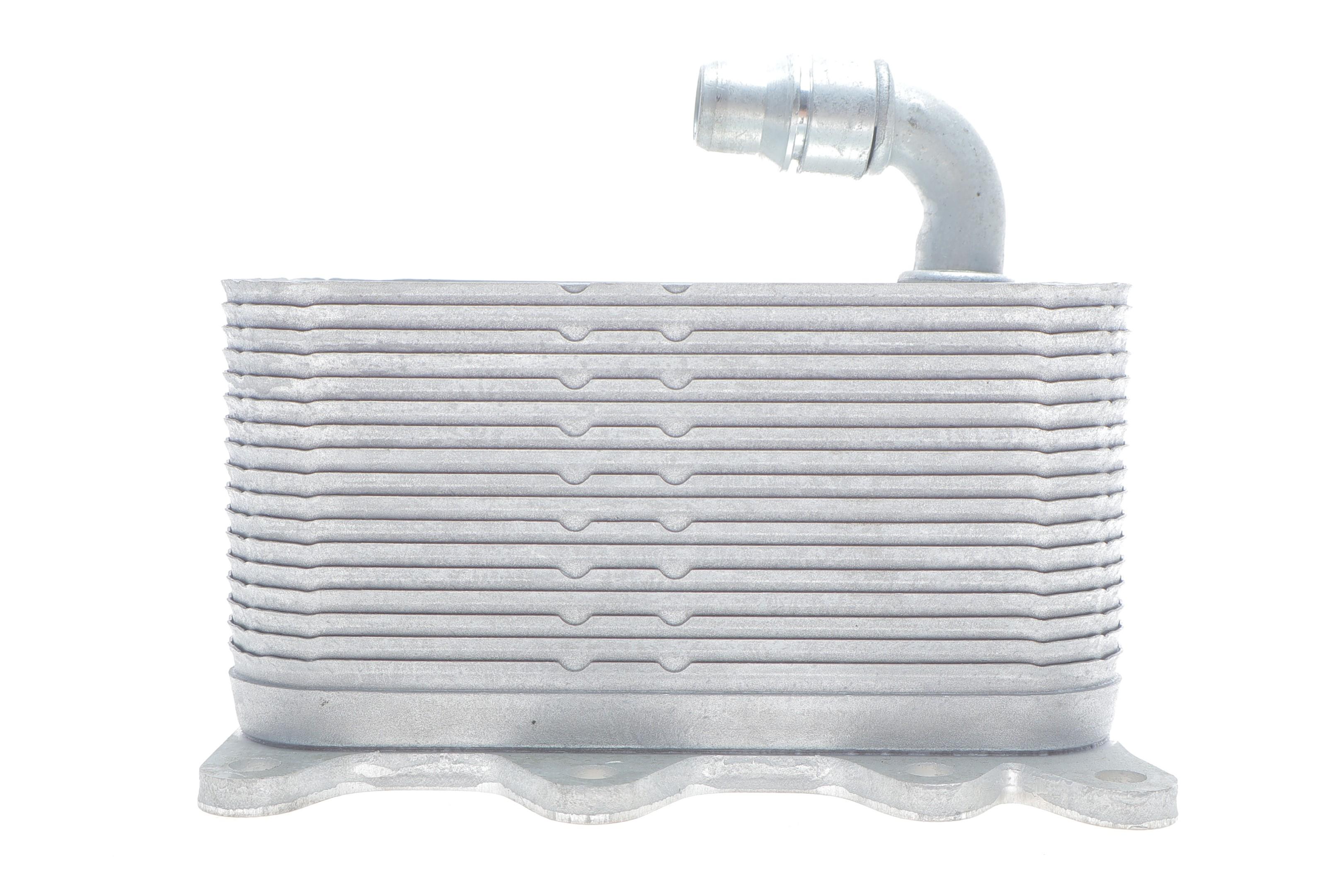 Радіатор масляний BMW 5 (E60)/7 (E65-E67)/X3 (E83) 2.0-4.4 D 02-10 (теплообмінник) M47/M57/M67/N47